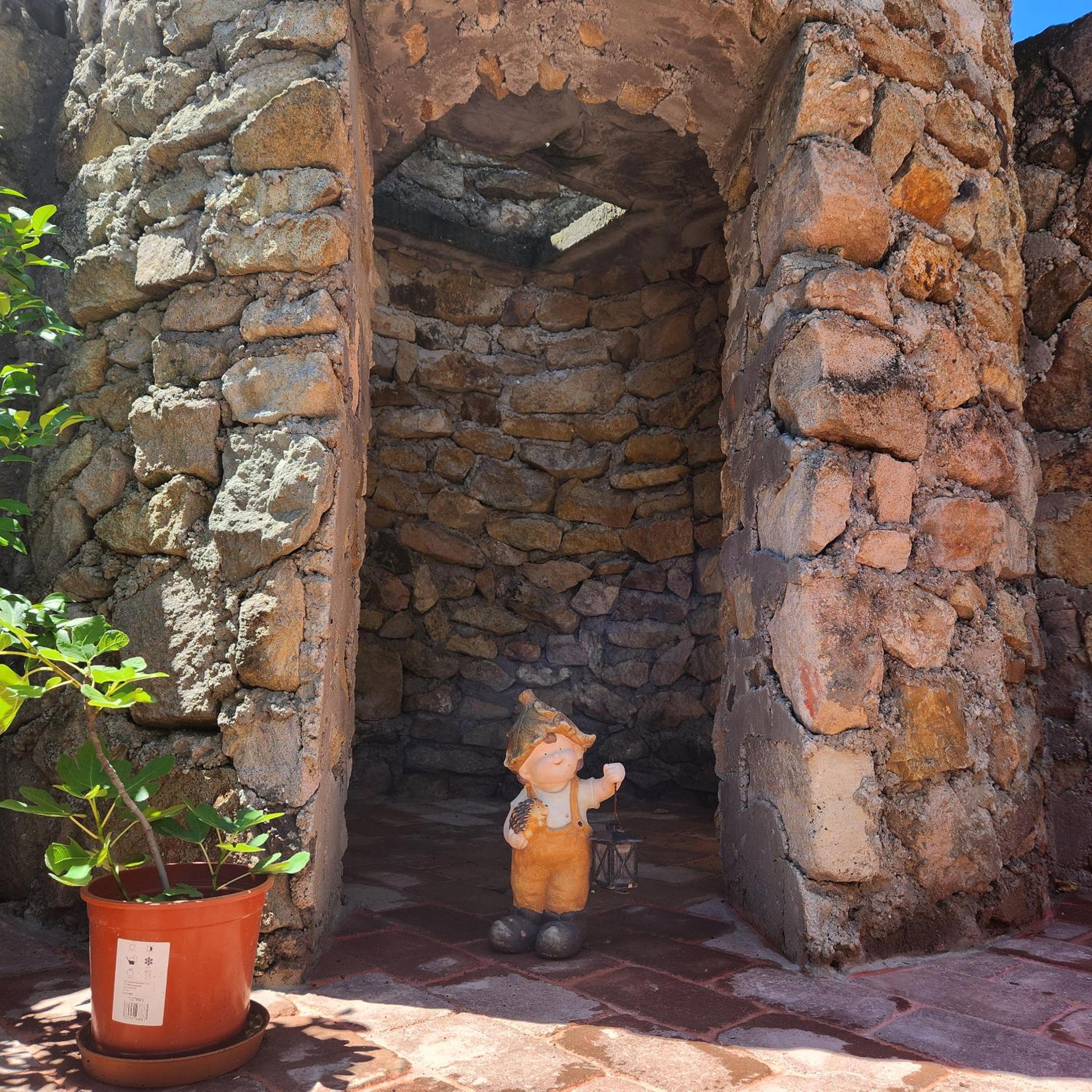 Photo 18