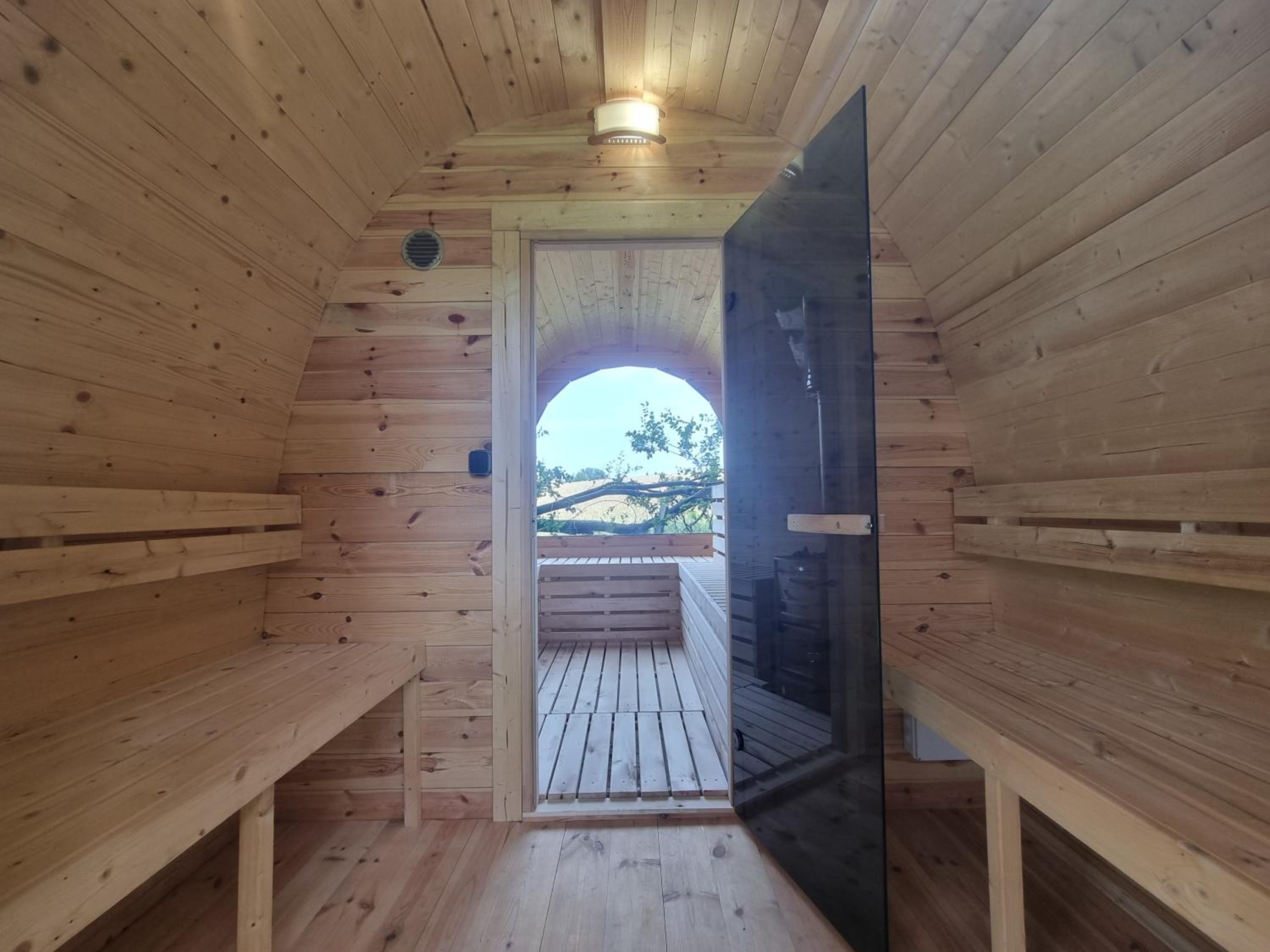 Designwohnung auf Gutshof mit Sauna zw. L/DD