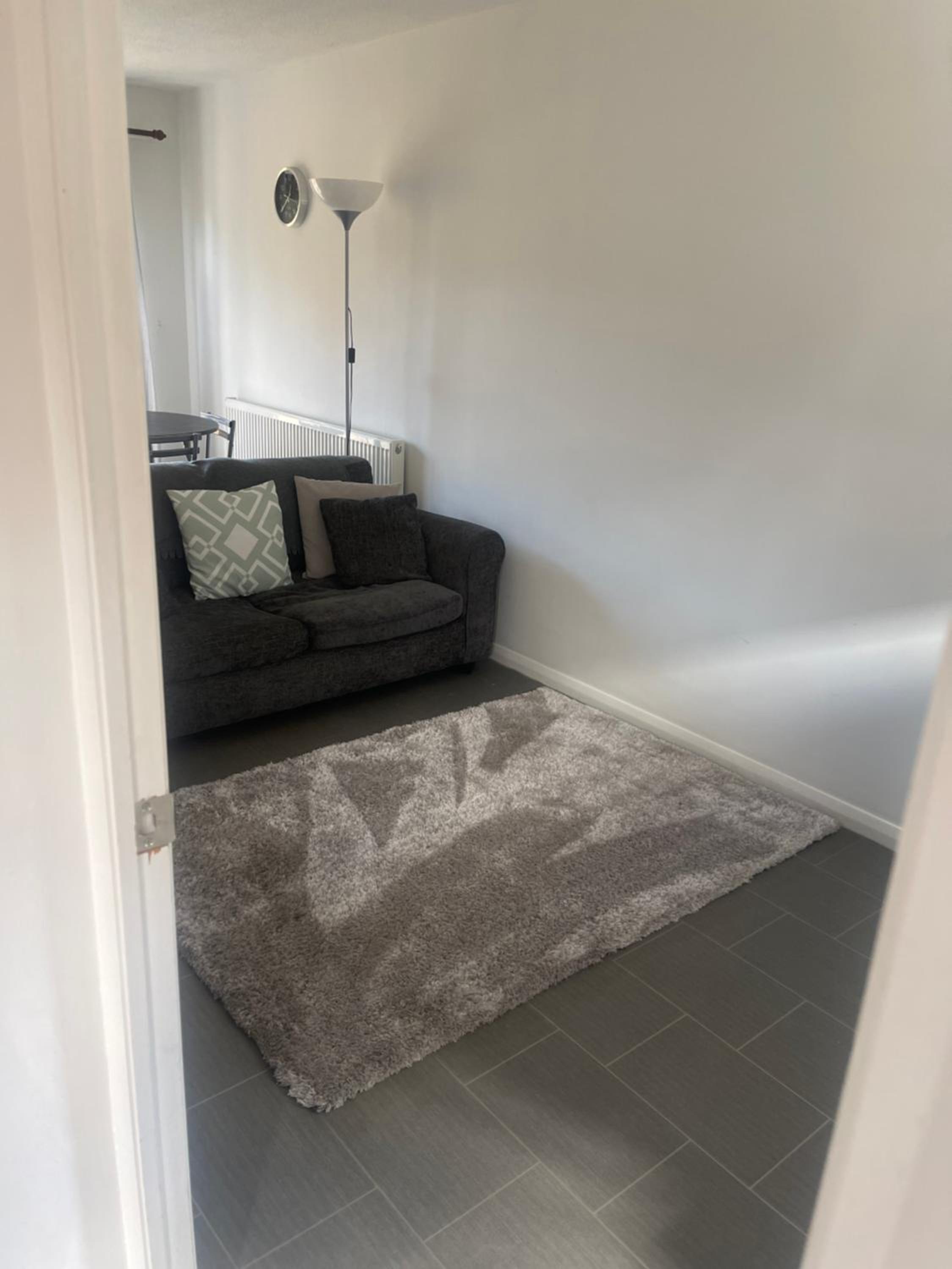 2 bed house, walking distance Shrewsbury centre view 3