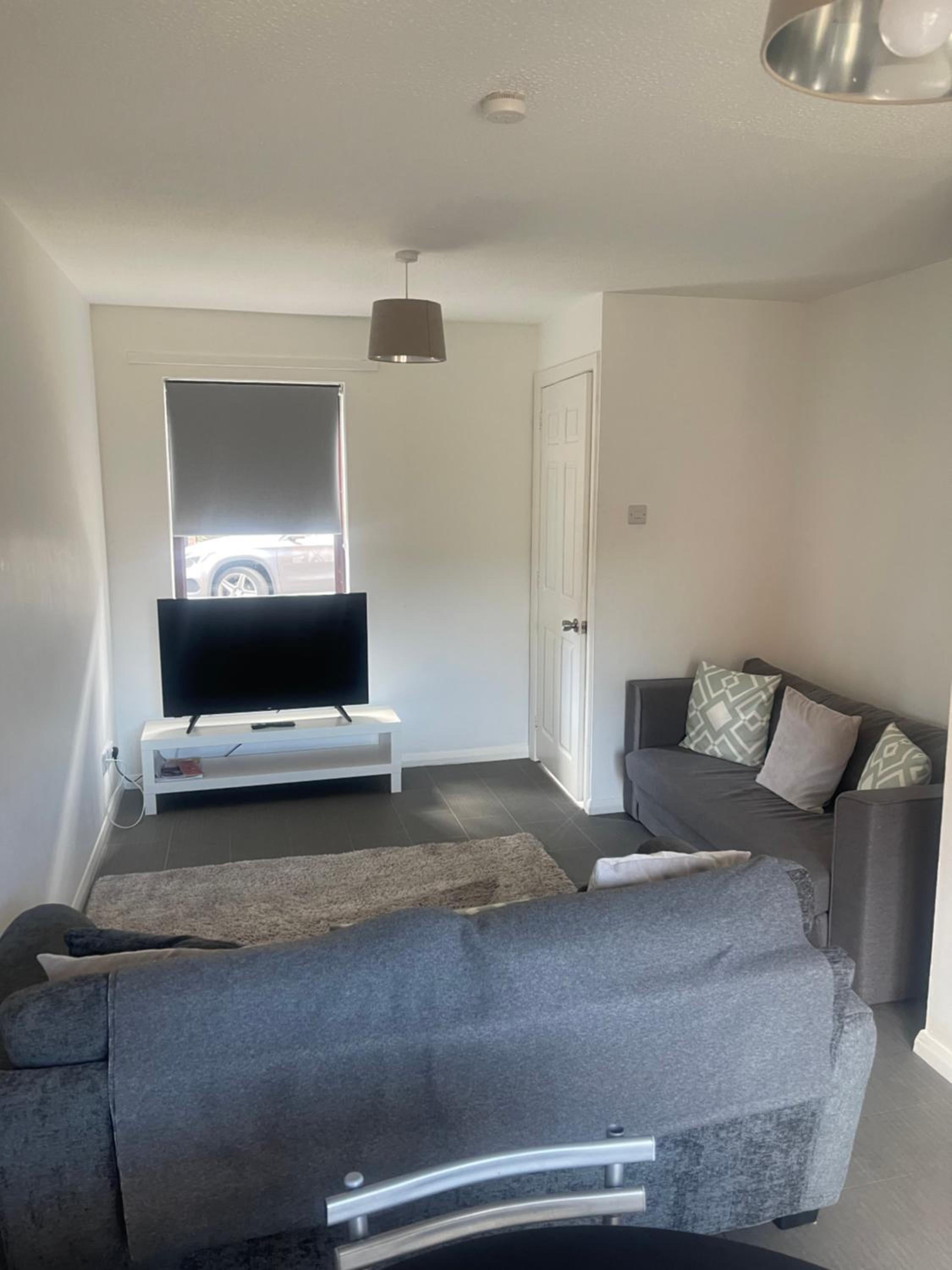 2 bed house, walking distance Shrewsbury centre view 5