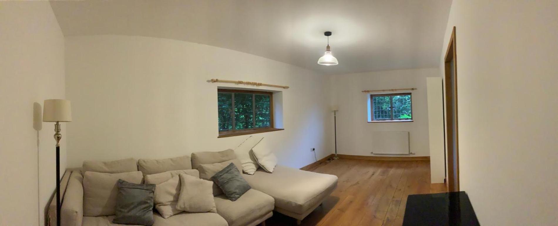 Delightful 4BD Home full of Flair Edenbridge Kent view 2