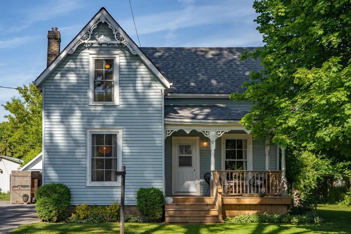 Town & Trail - Walkable Wellington Charmer ST-2021-0288