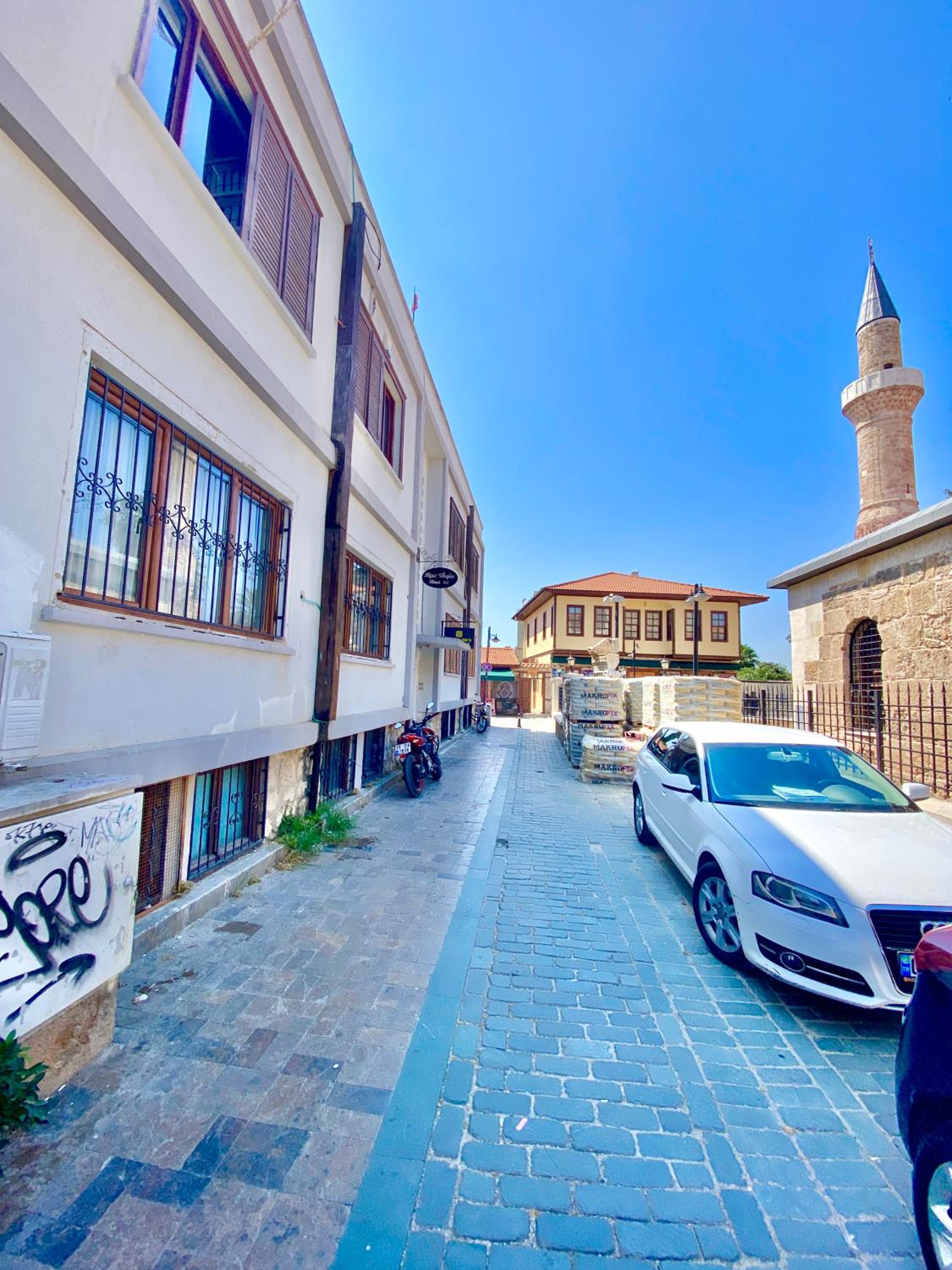 Kesik Apart