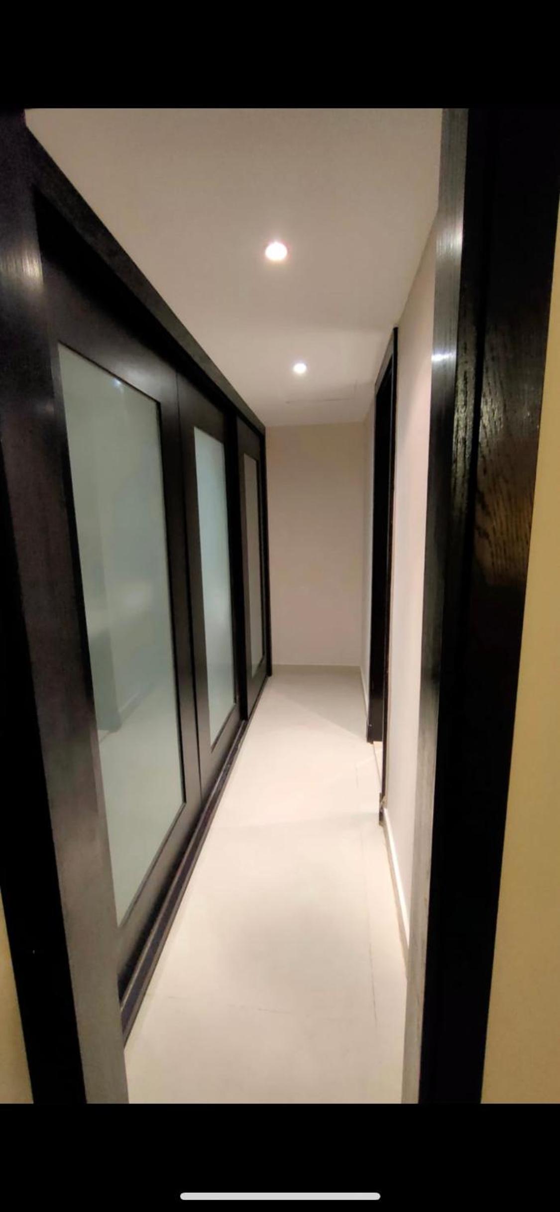 Executive Royal Tower Apartments - Sky Lounge