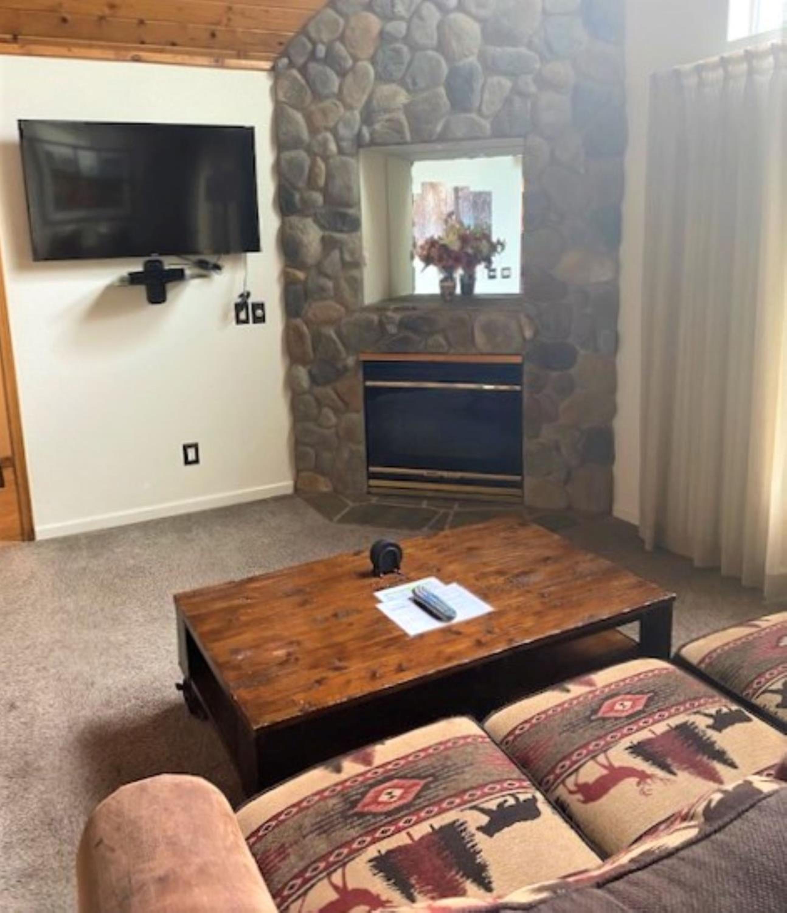 Lake Tahoe Vacations - The Tahoe Beach Ski Club Owners Association - Property Image 48