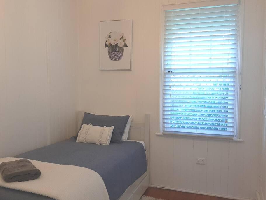 Belle Vue Cottage - East Toowoomba
