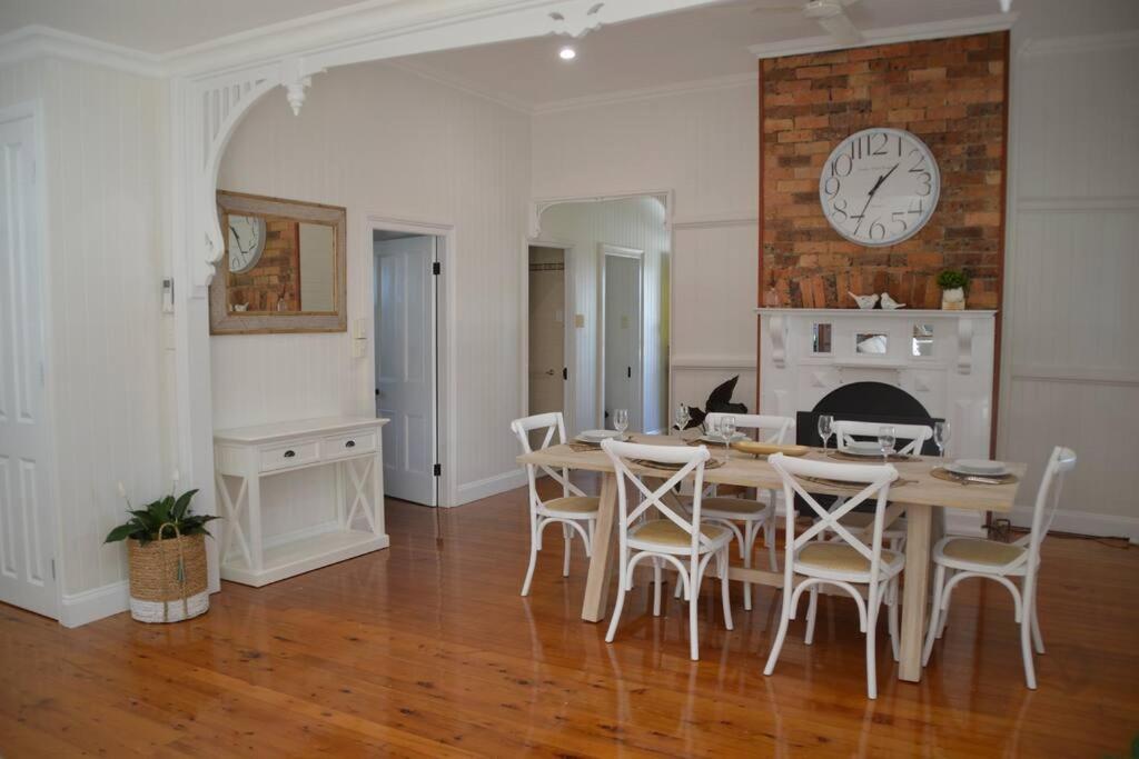 Belle Vue Cottage - East Toowoomba