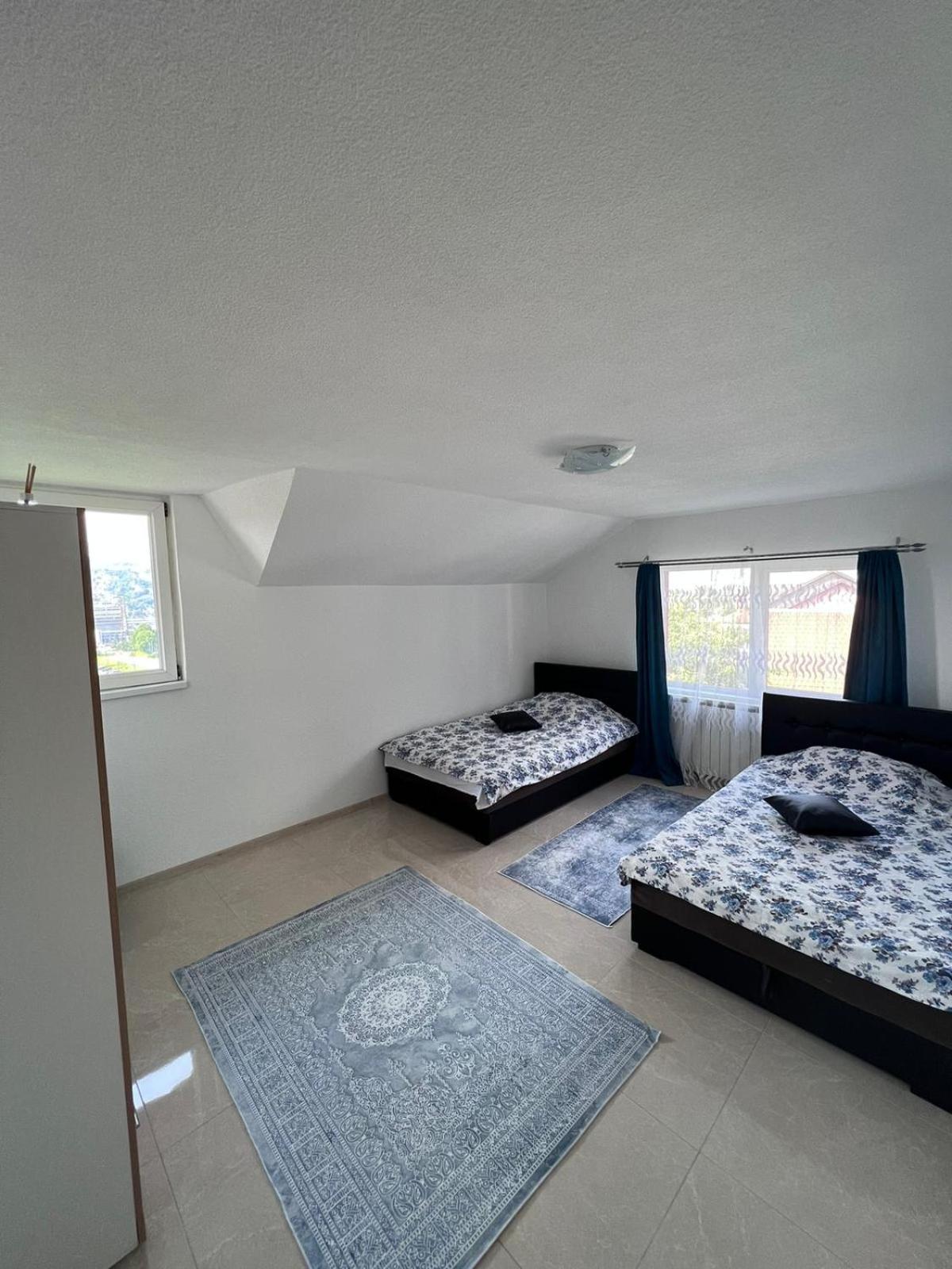 Cherry Apartments