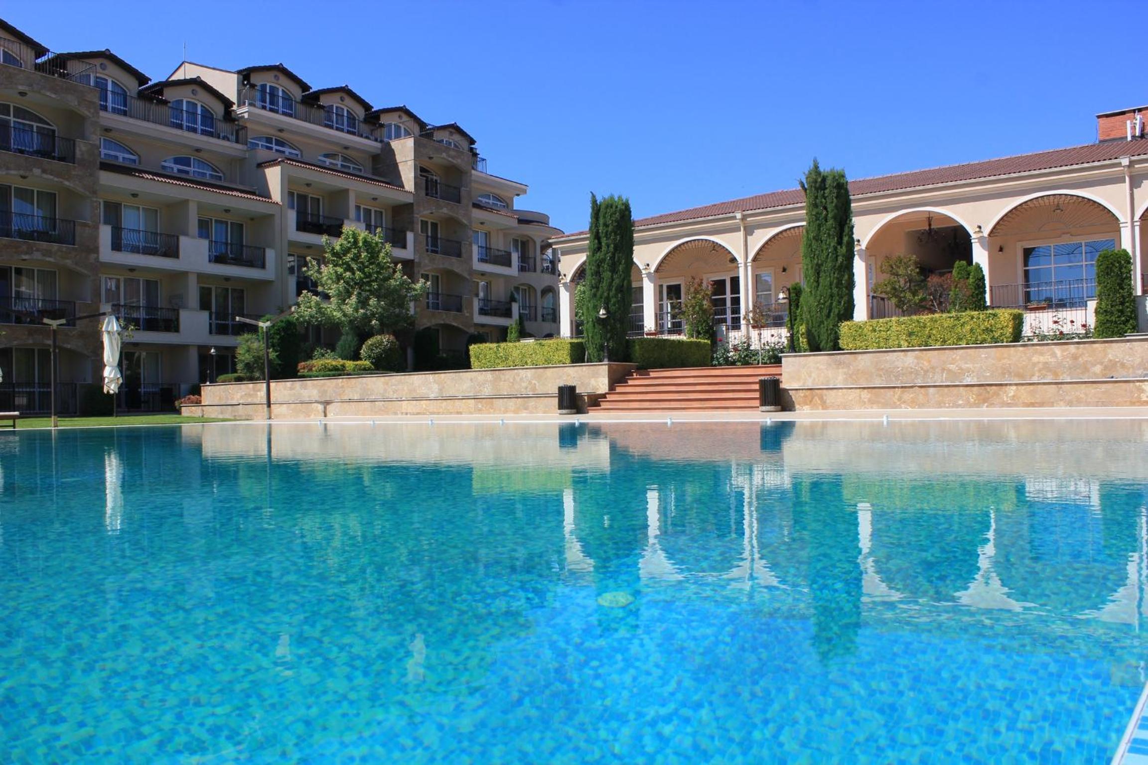 Atia Resort