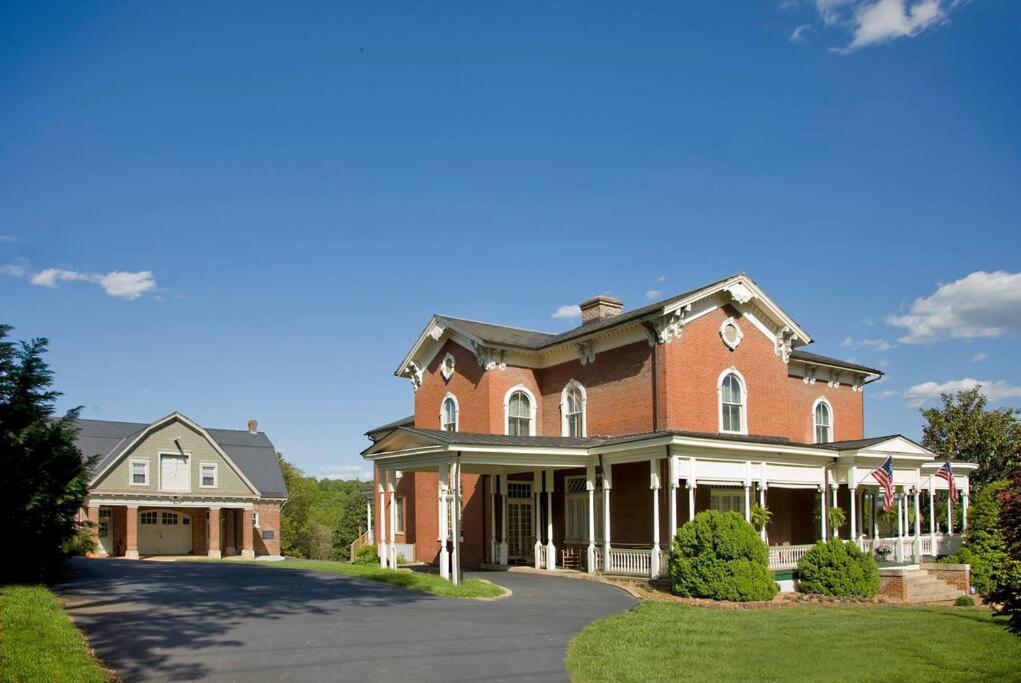 Peaceful Easy Feelings - King Sized Bed - Sleeps 2 view 4