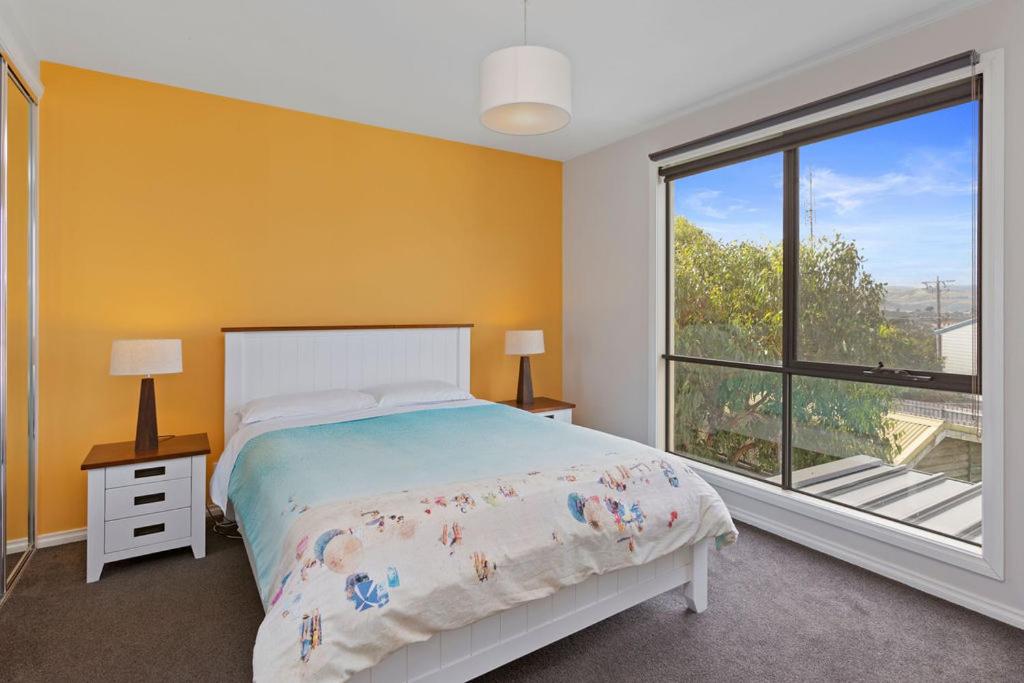Apollo Bay Seal Apartments