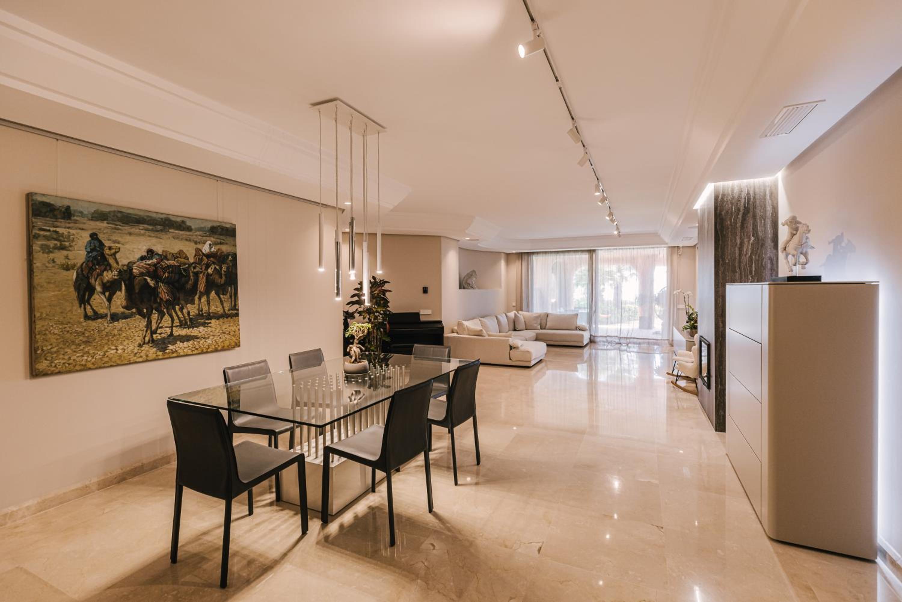 Luxury sea views apartment