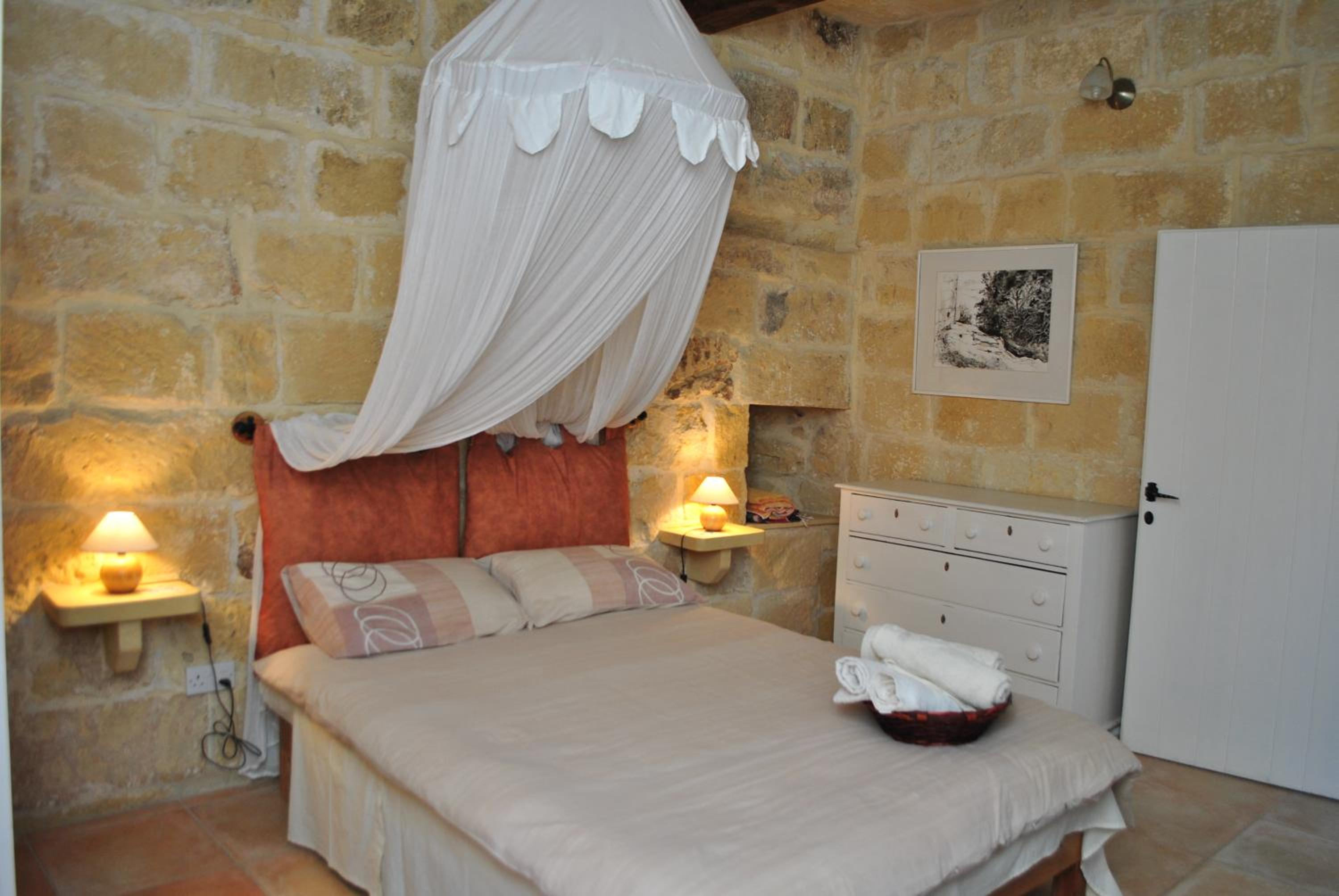 Dar Ghax-Xemx Farmhouse view 4