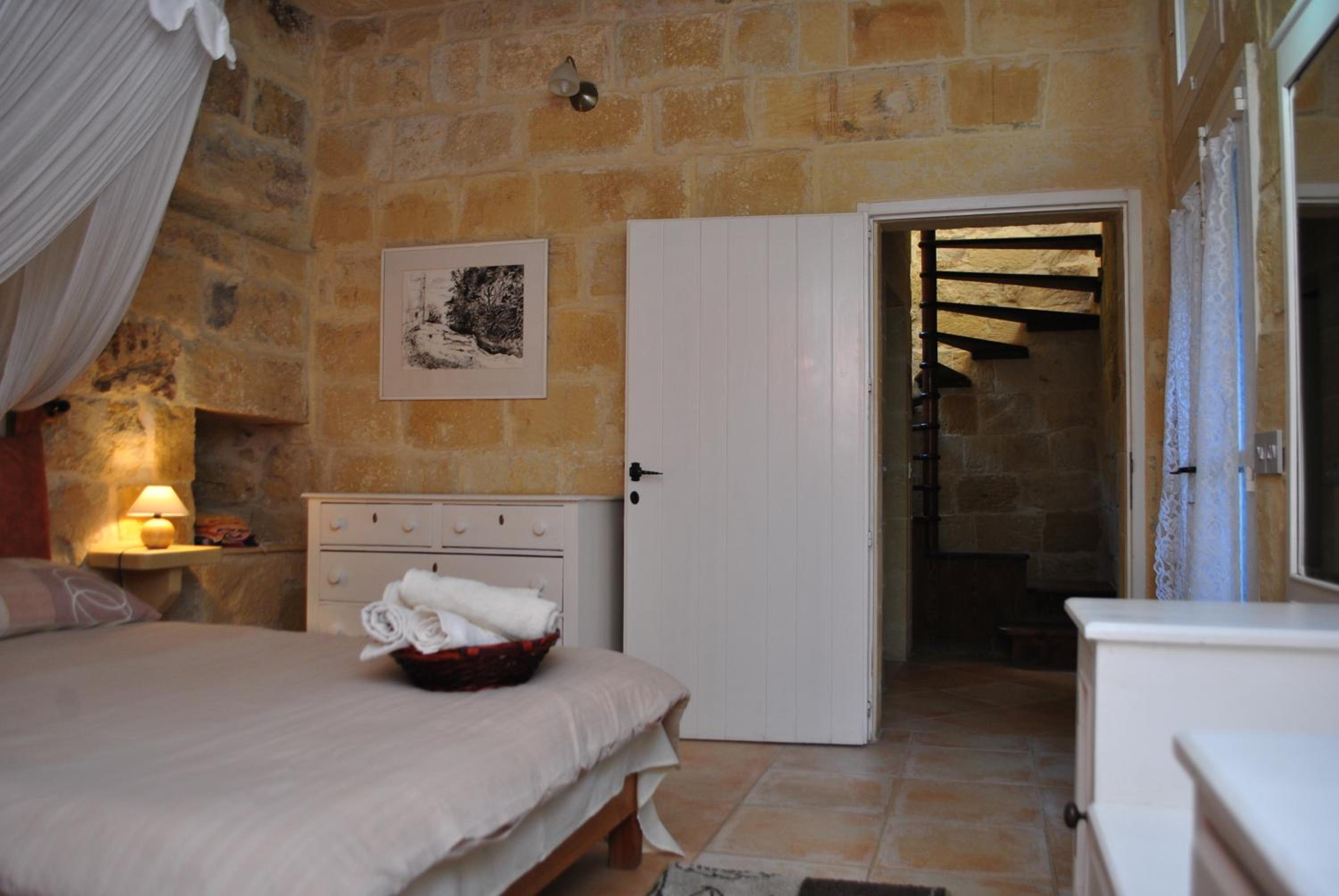 Dar Ghax-Xemx Farmhouse view 5