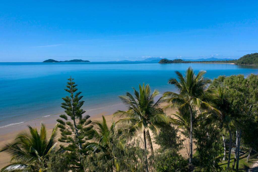 Ohana - Beachfront Holiday House