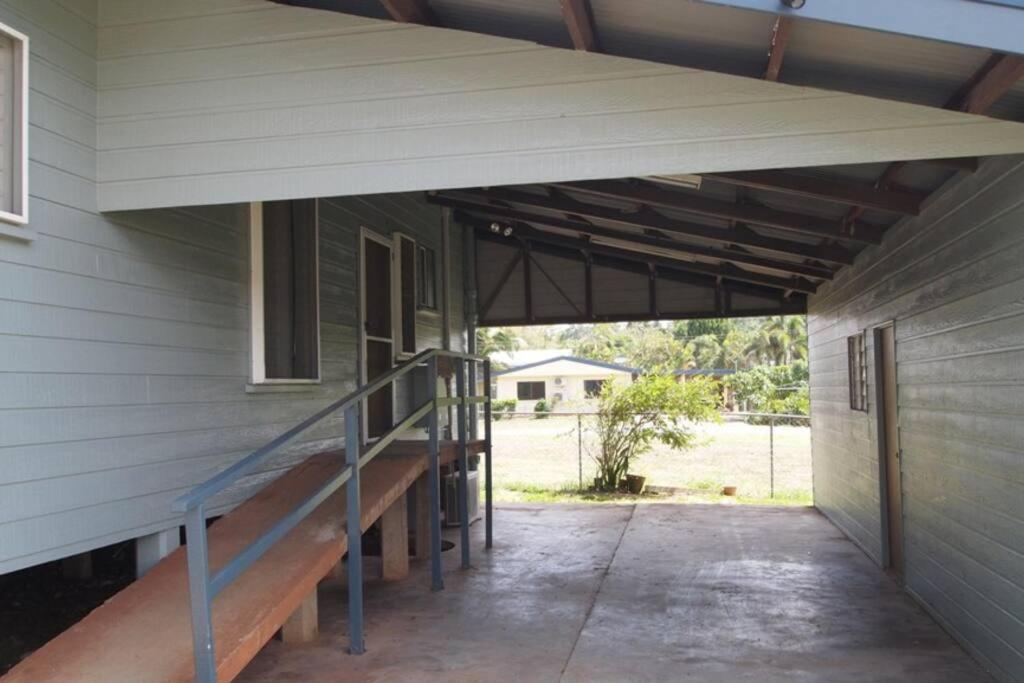 Ohana - Beachfront Holiday House