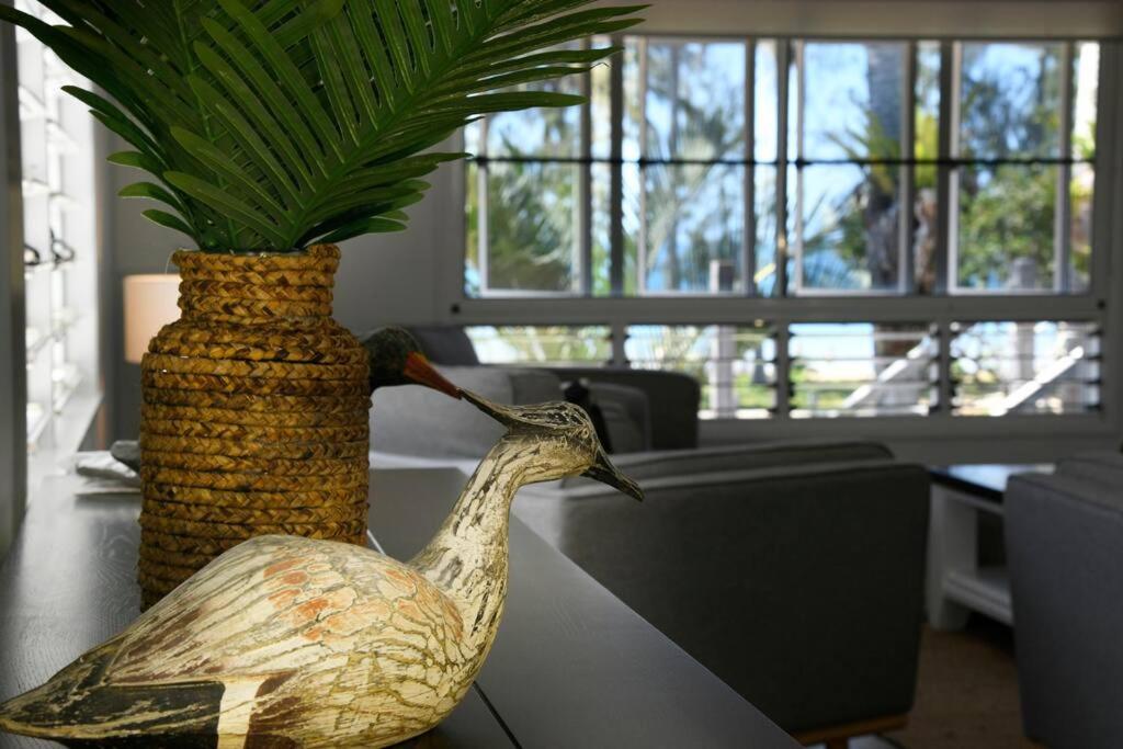 Ohana - Beachfront Holiday House