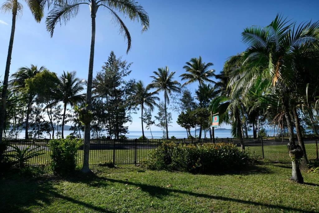 Ohana - Beachfront Holiday House