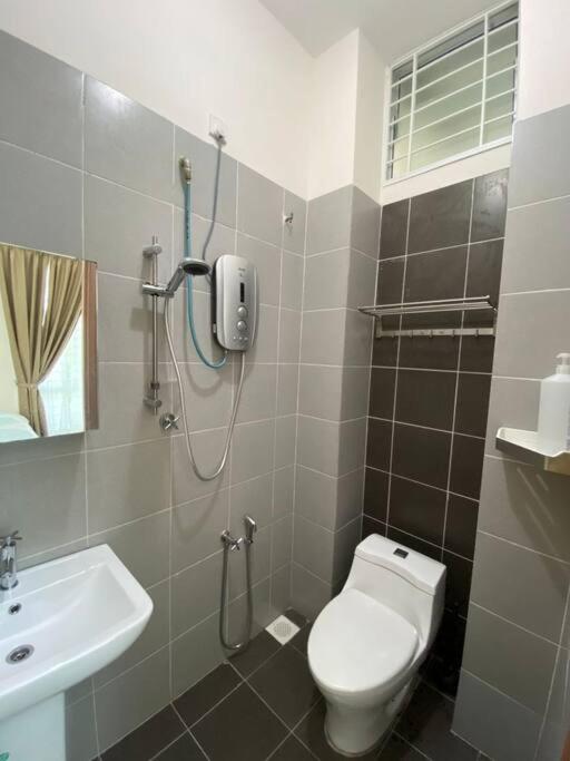 jm homestay semi d premium photo 4