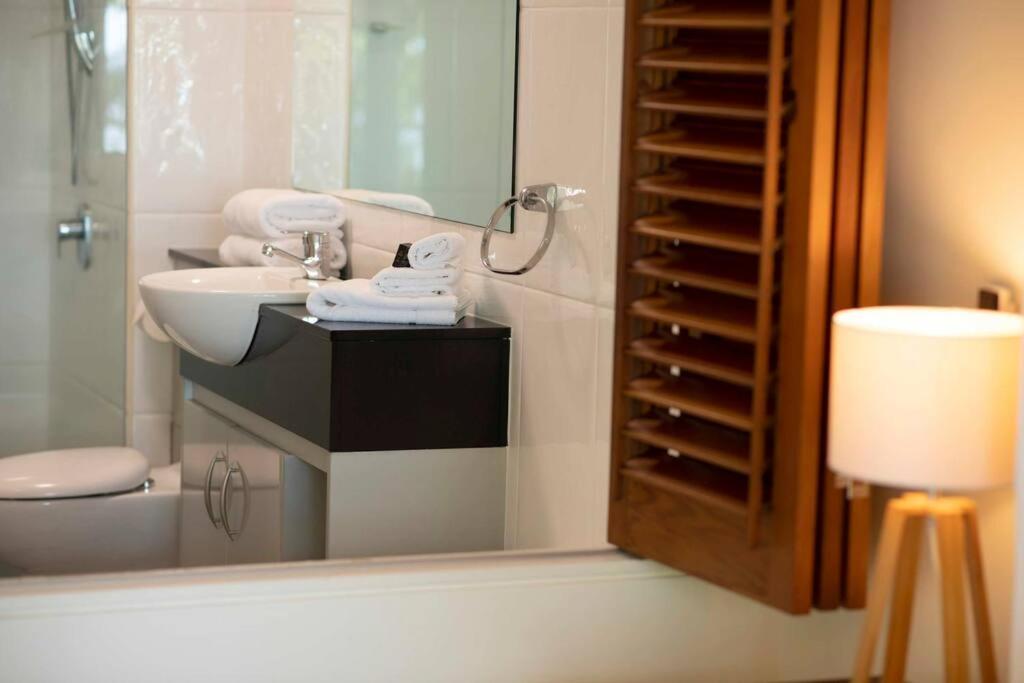 Beach House Apartment No 5 - Beach, Village Shops