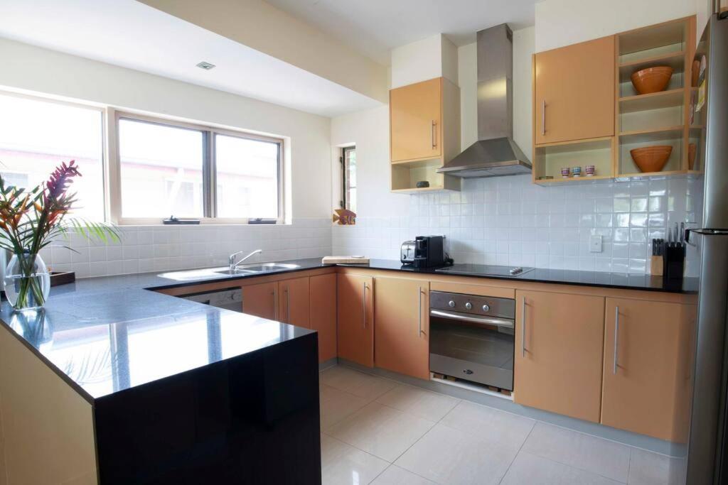 Beach House Apartment No 5 - Beach, Village Shops