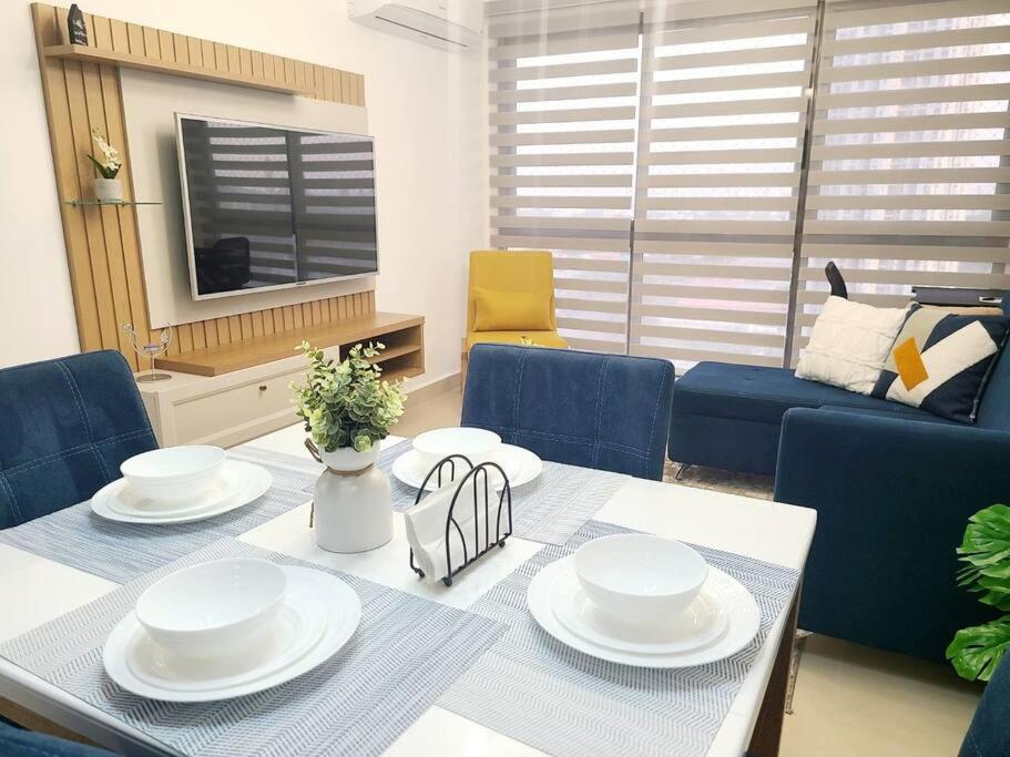 Amazing Apt. Close to the City view 4