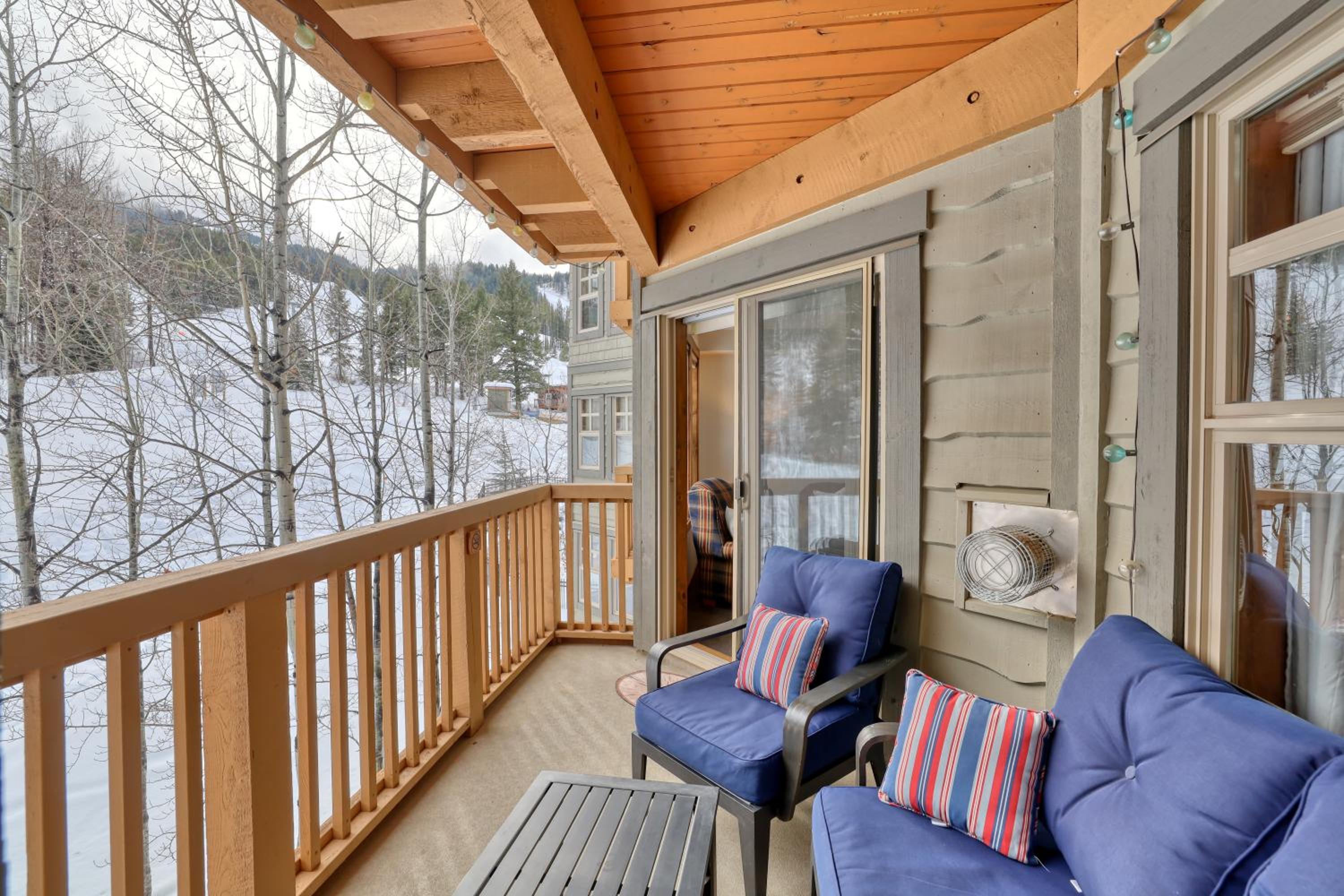 Perfect Ski or Bike in-out Hot Tub Pool
