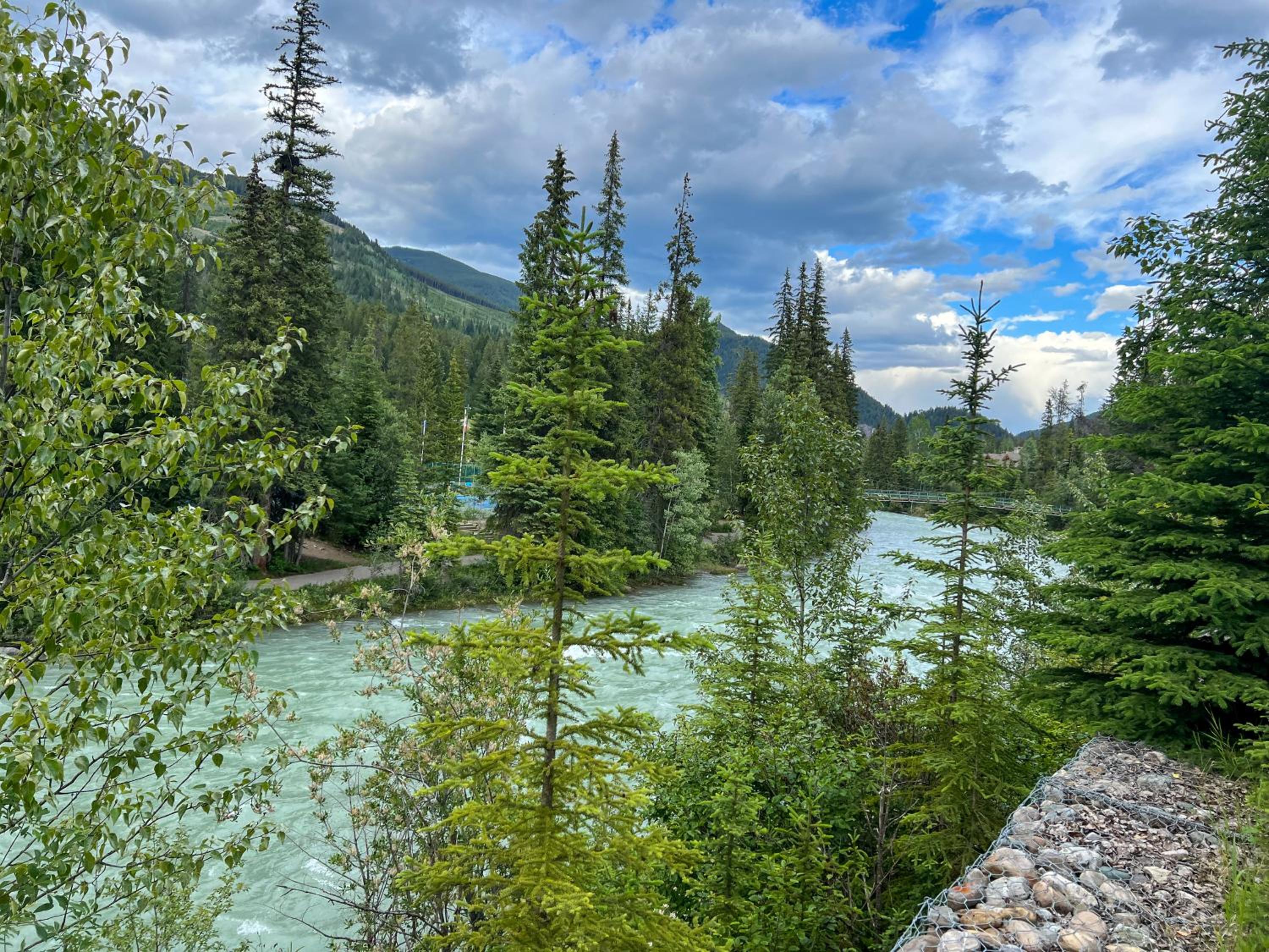 Perfect Ski or Bike in-out Hot Tub Pool