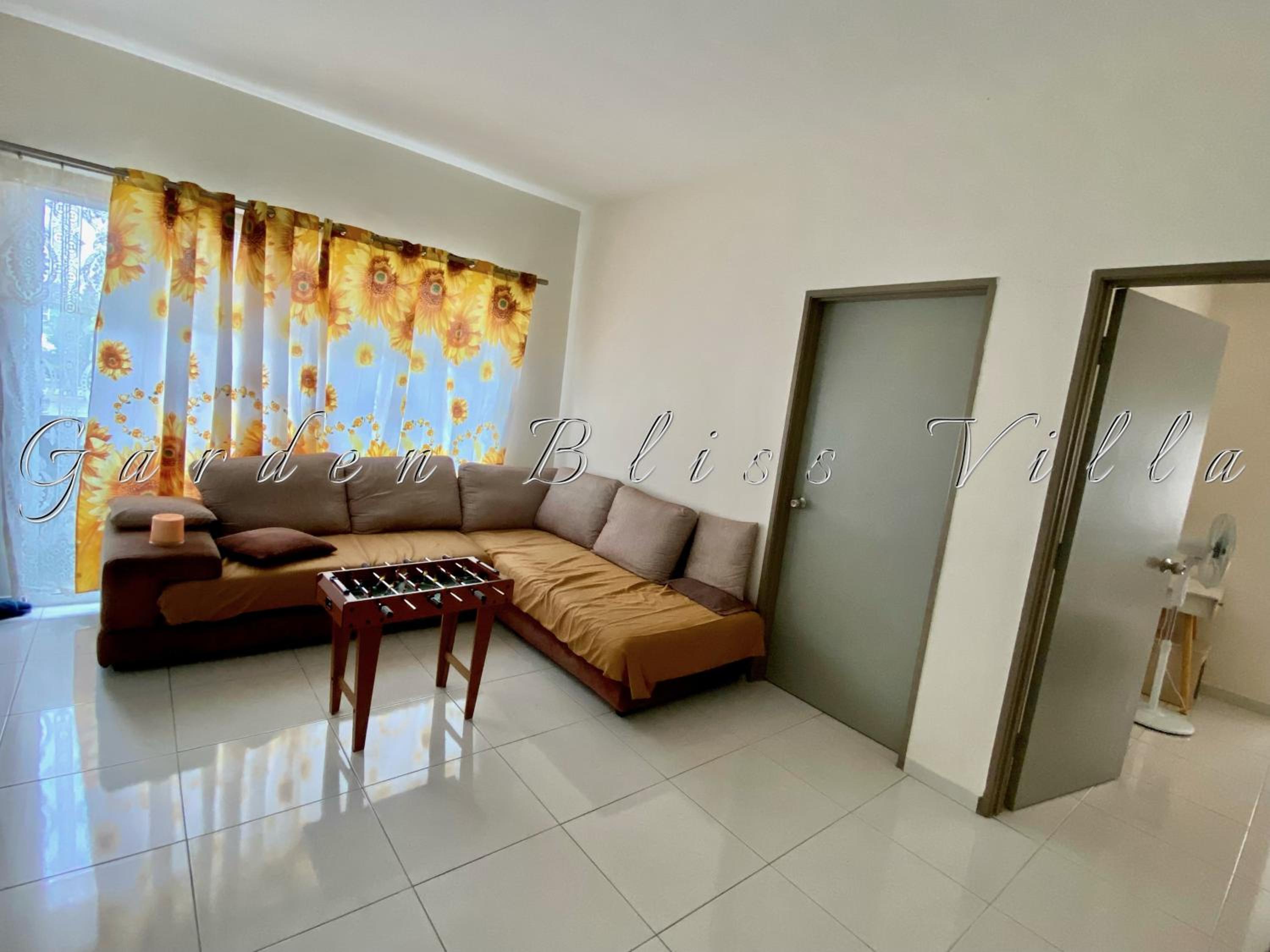 GARDEN BLISS VILLA HOMESTAY Jenjarom