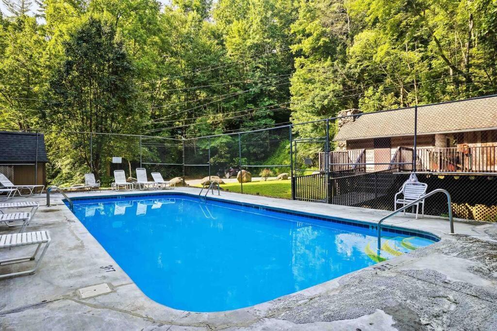 Beautiful Chalet with Fireplace and Large Game Room view 3