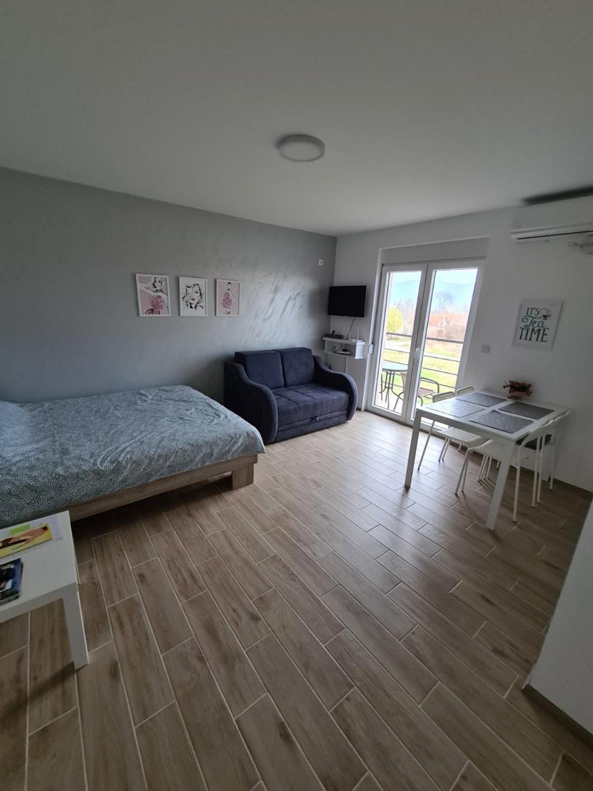 APARTMANI DJERISILO view 2