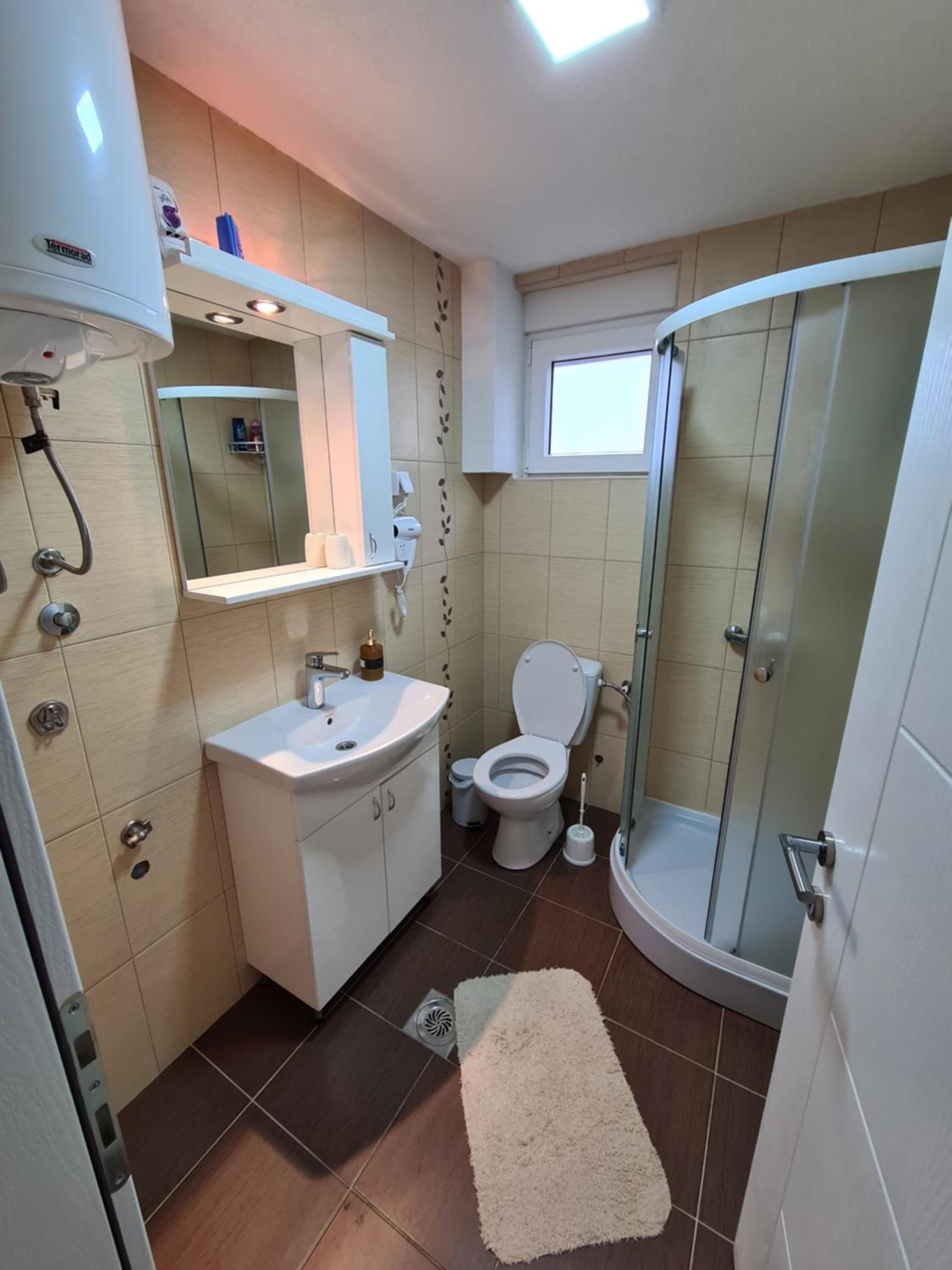 APARTMANI DJERISILO view 3