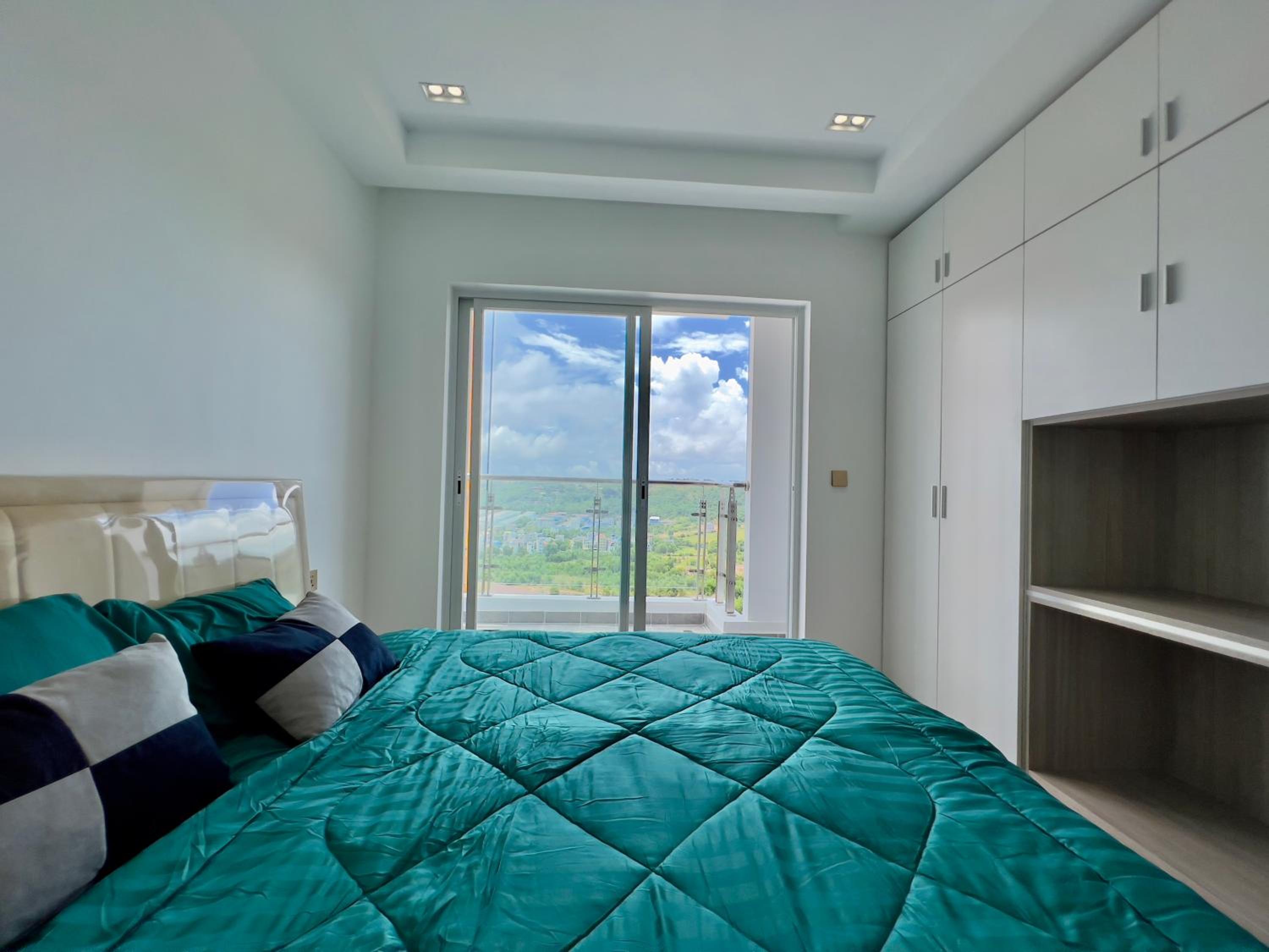 Sihanouk City View Condominium