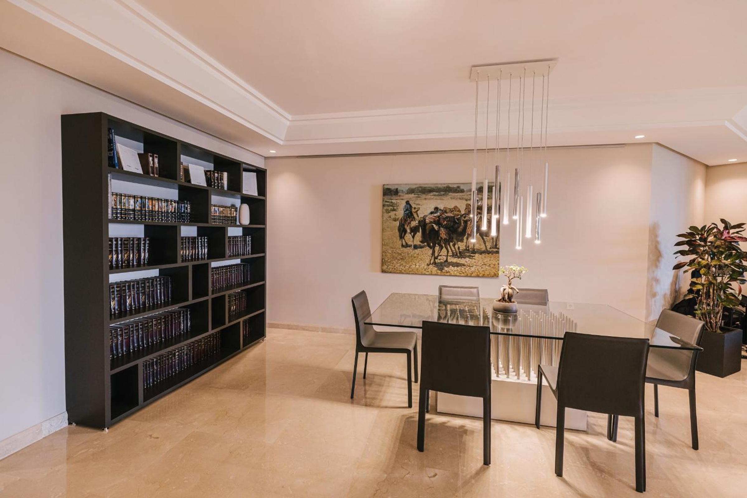 Luxury sea views apartment