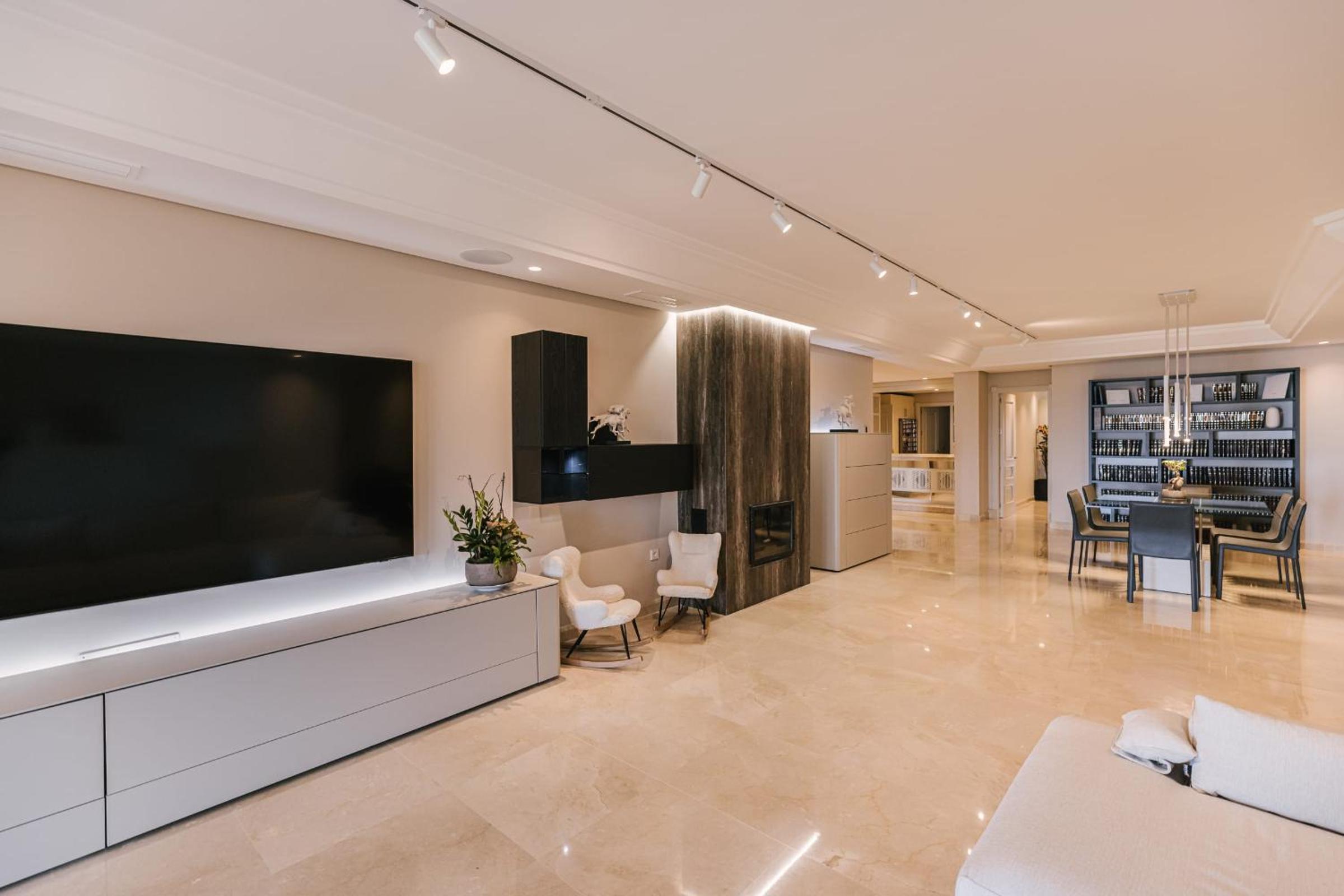 Luxury sea views apartment