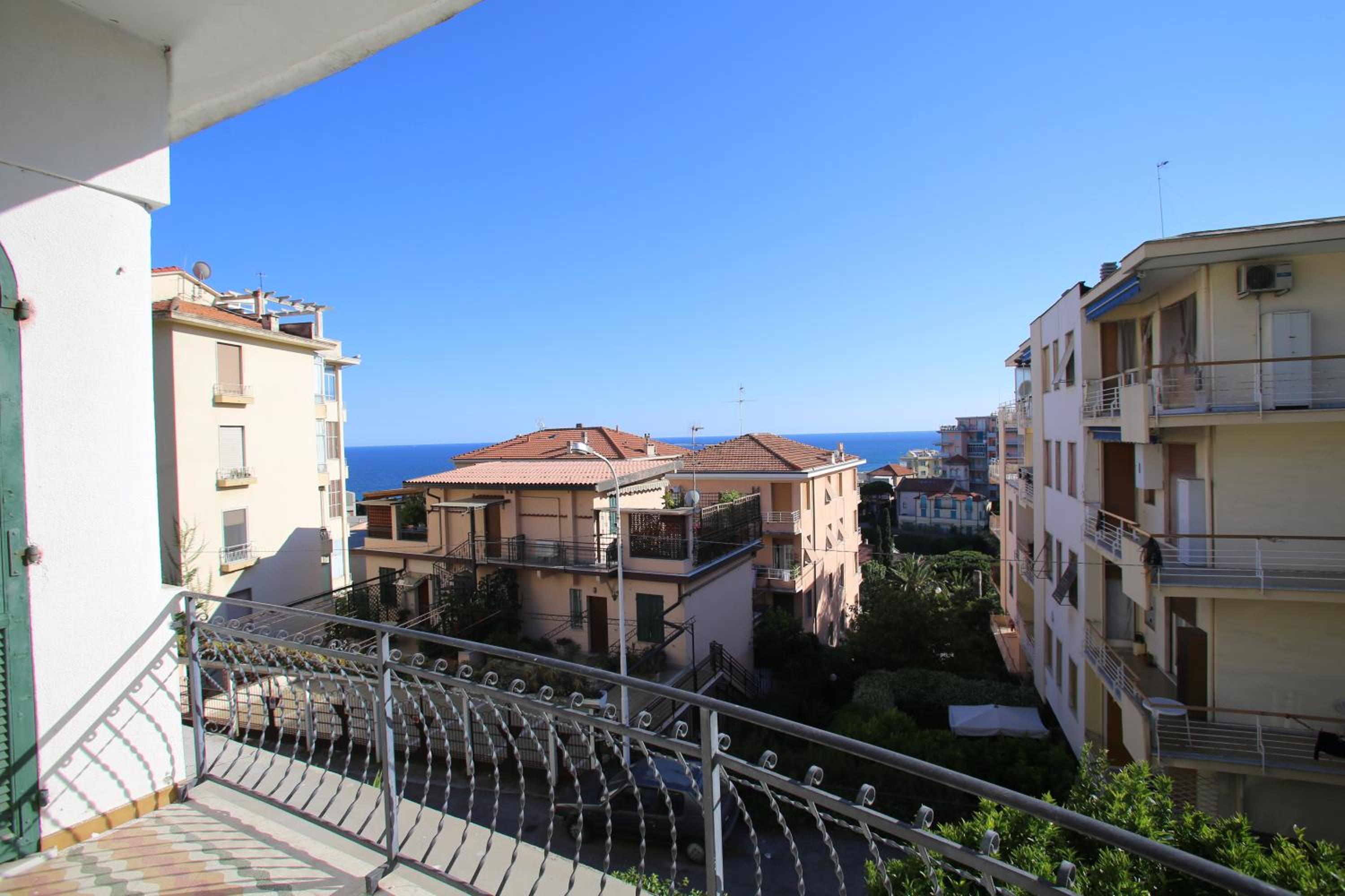 53 Solaro Apartments