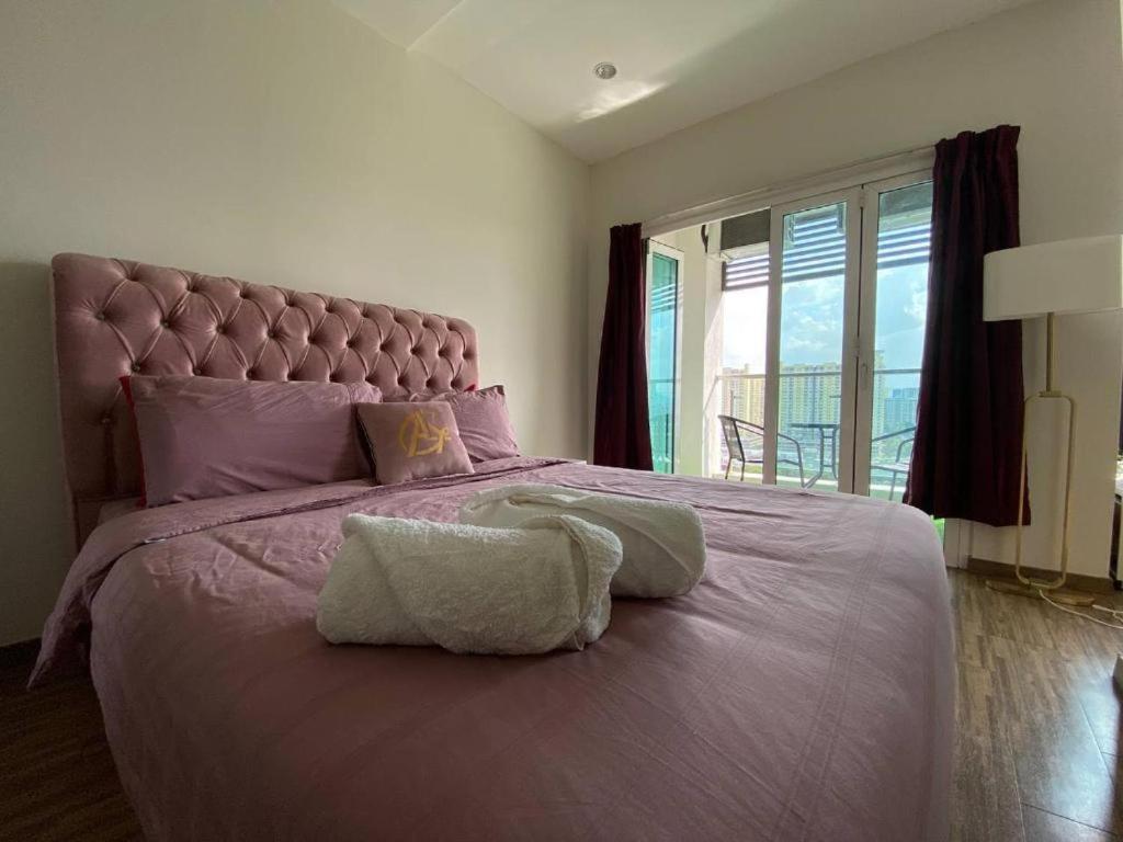Honeymoon Suite By A Legacy Hotel - KLCC Lake View