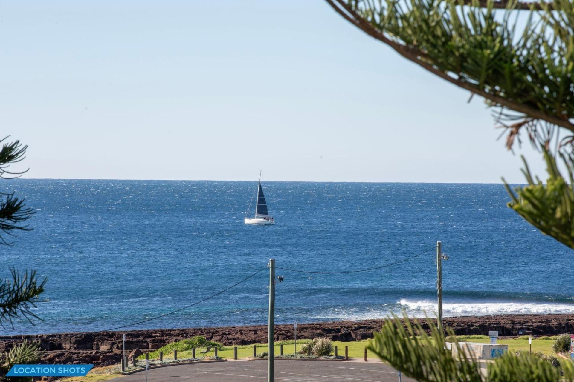 LegaSea Lodge - Pet Friendly Beachfront with Plunge Pool
