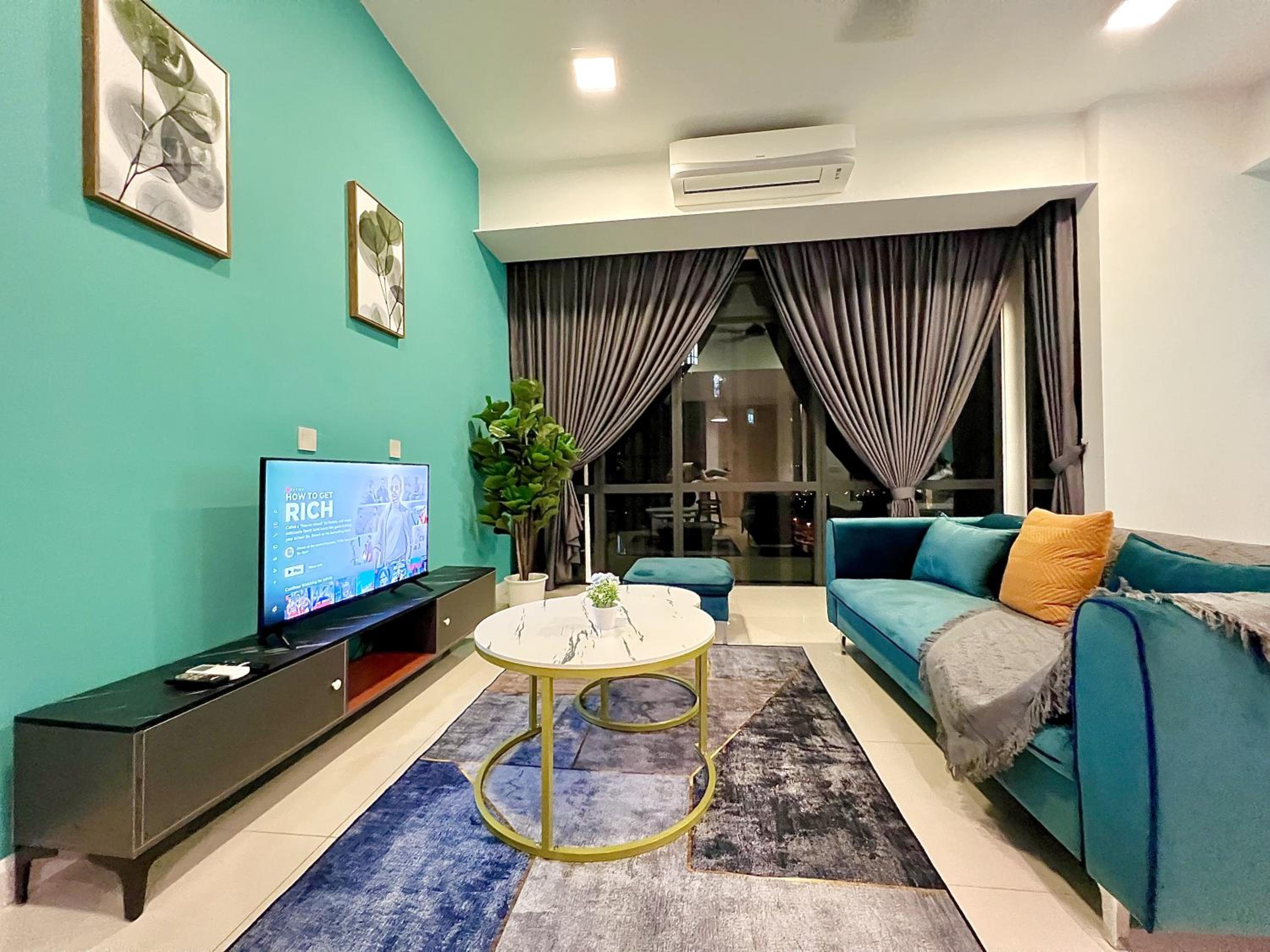 Grand Medini Residence by Luxecocoo CK Legoland photo 6
