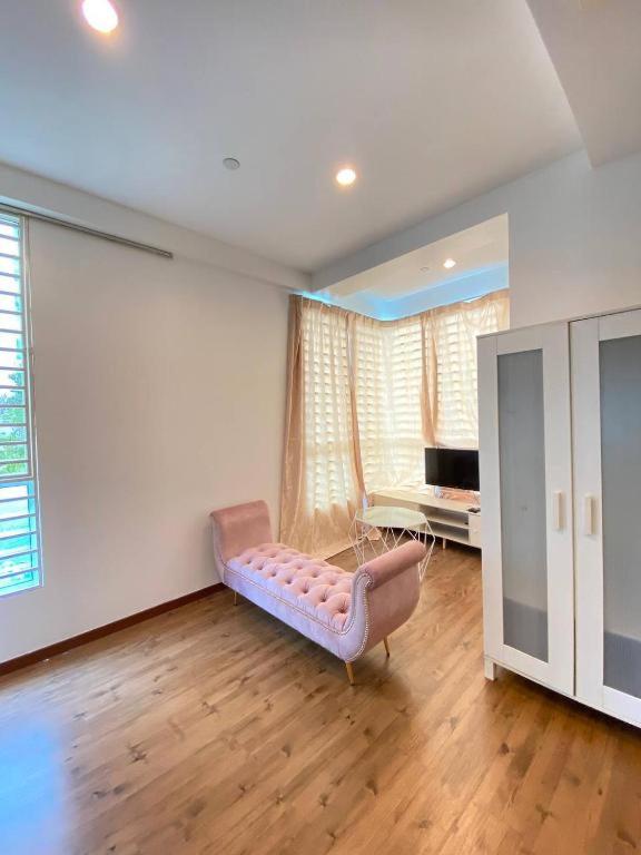 Honeymoon Suite By A Legacy Hotel - KLCC Lake View