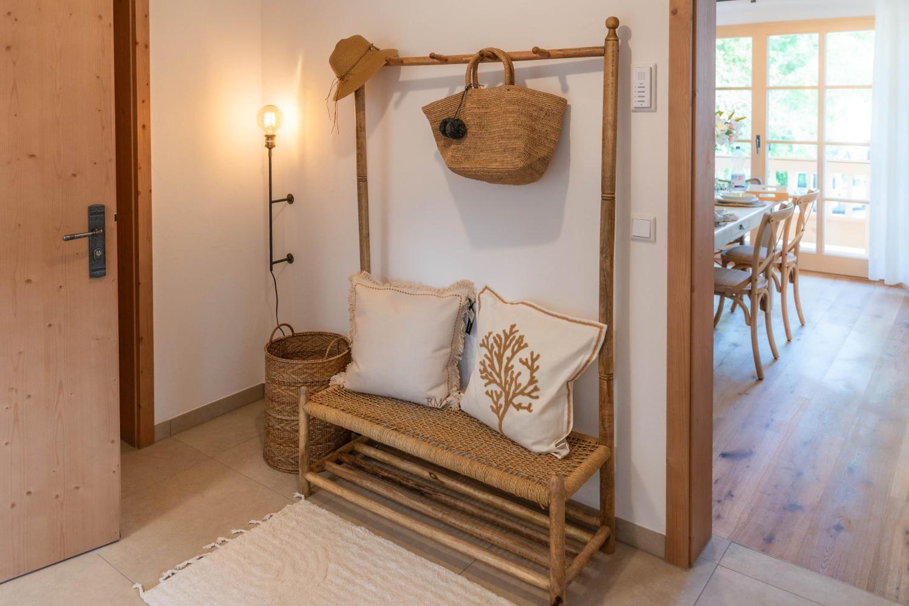 MY STAY- Erholung zwischen See und Bergen, neu erbaute Apartments im modernen Landhausstil mit Bergblick, familienfreundlich