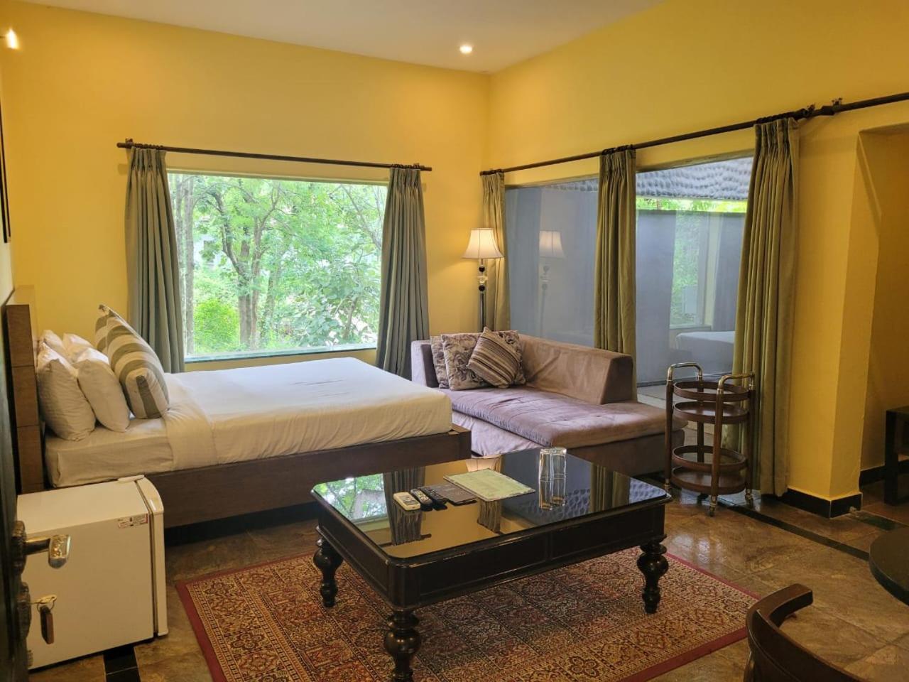 Tuli Veer Bagh Resort