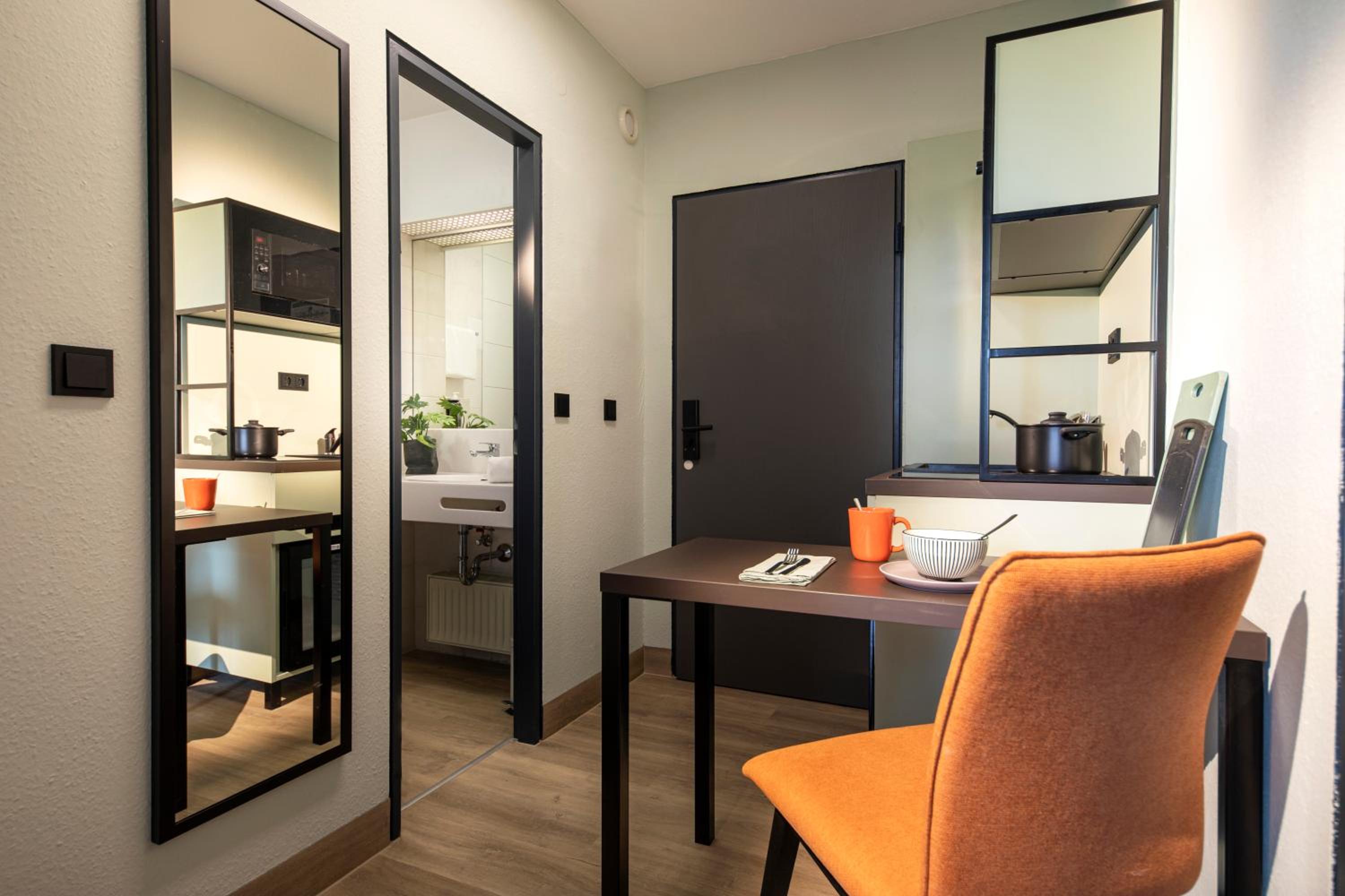 ACHAT Hotel Frankfurt Airport - Property Image 2