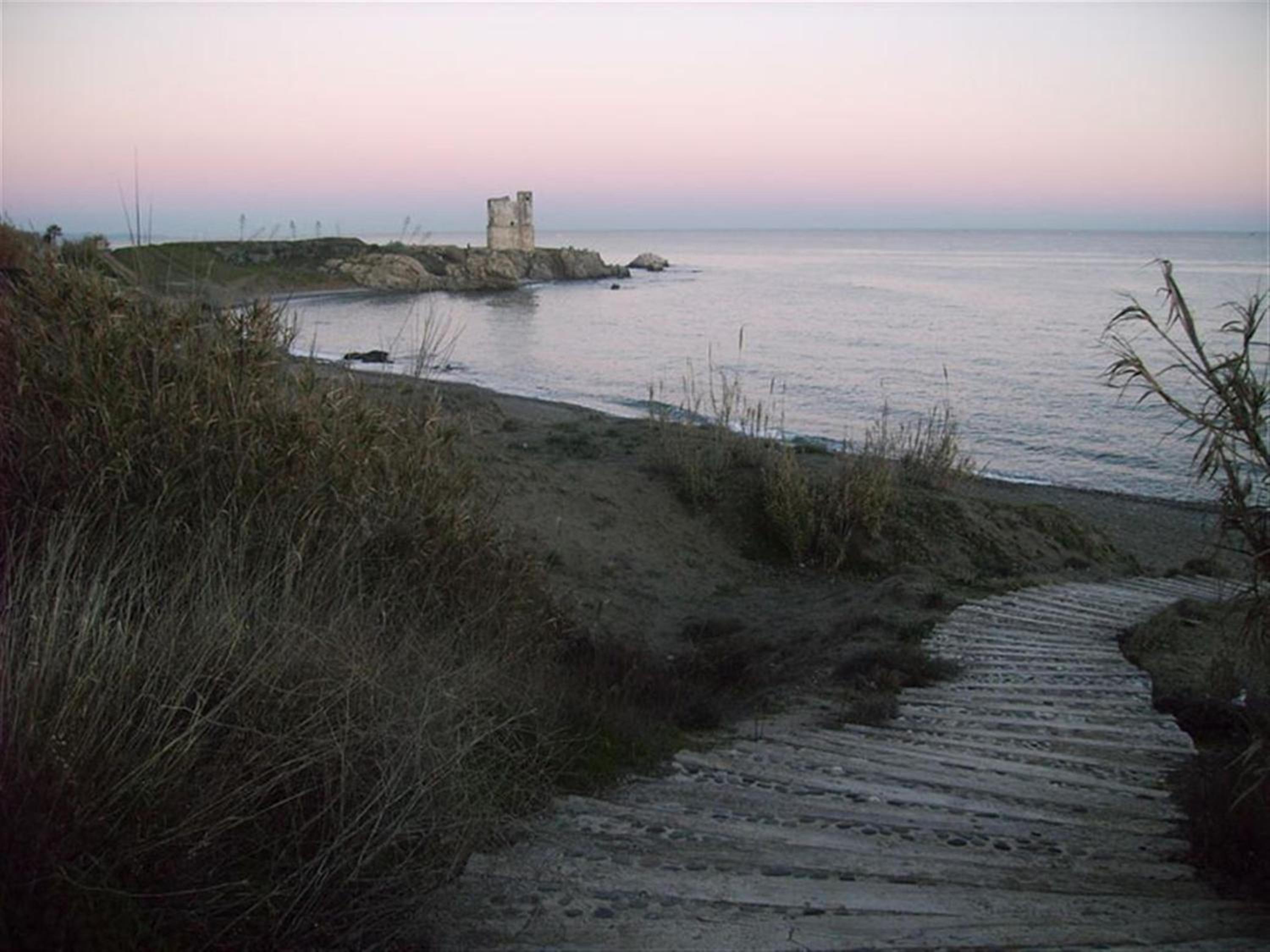 Your Vacation Retreat Right On The Beach