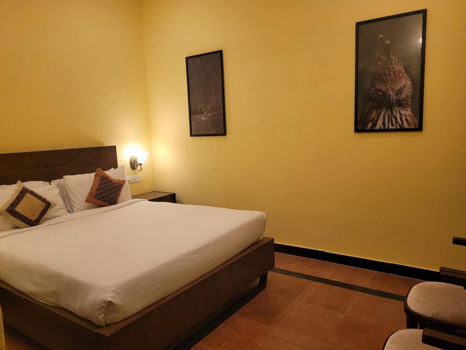 Tuli Veer Bagh Resort