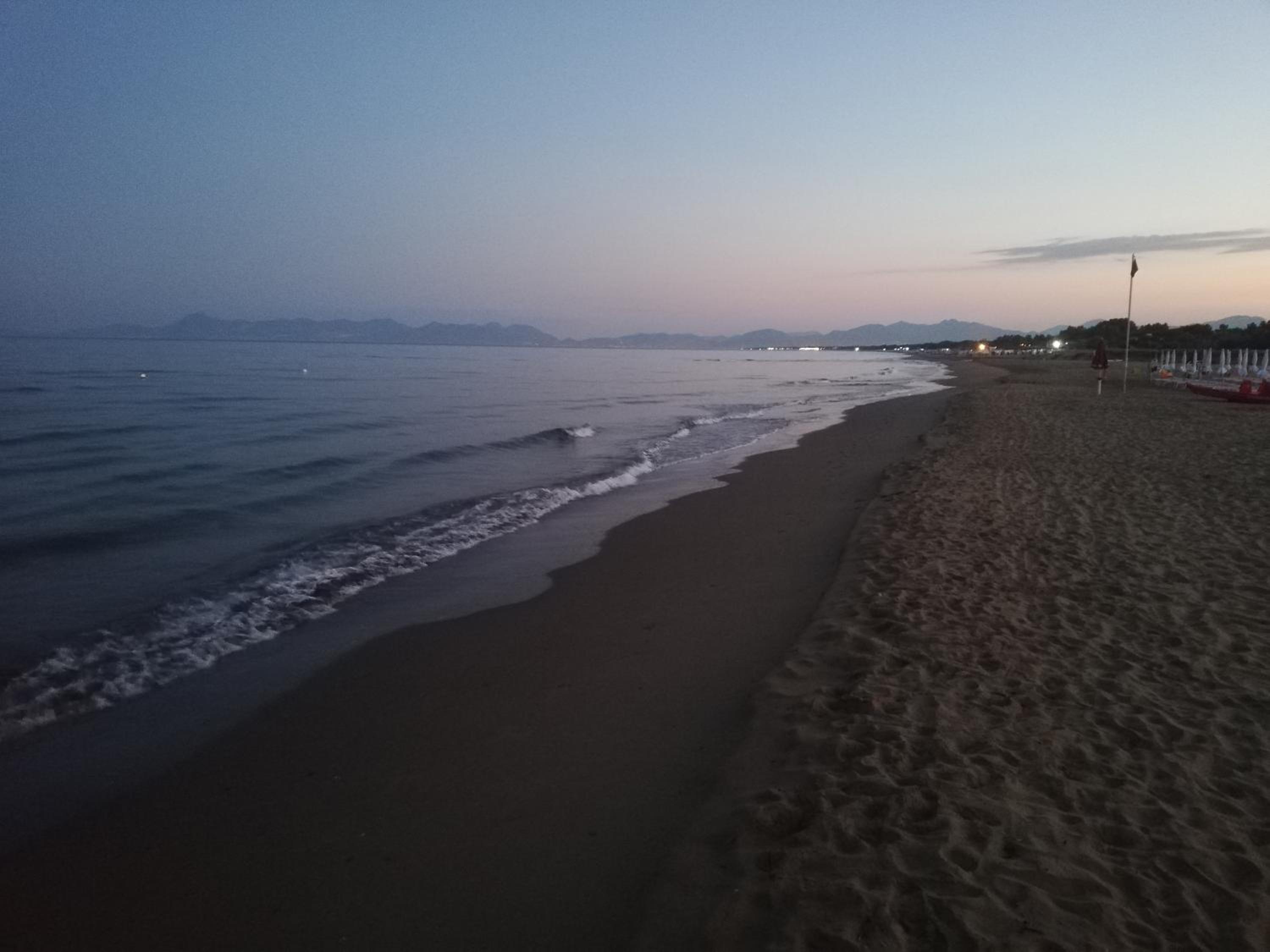 casa Yellow sul mare con spiaggia privata view 4
