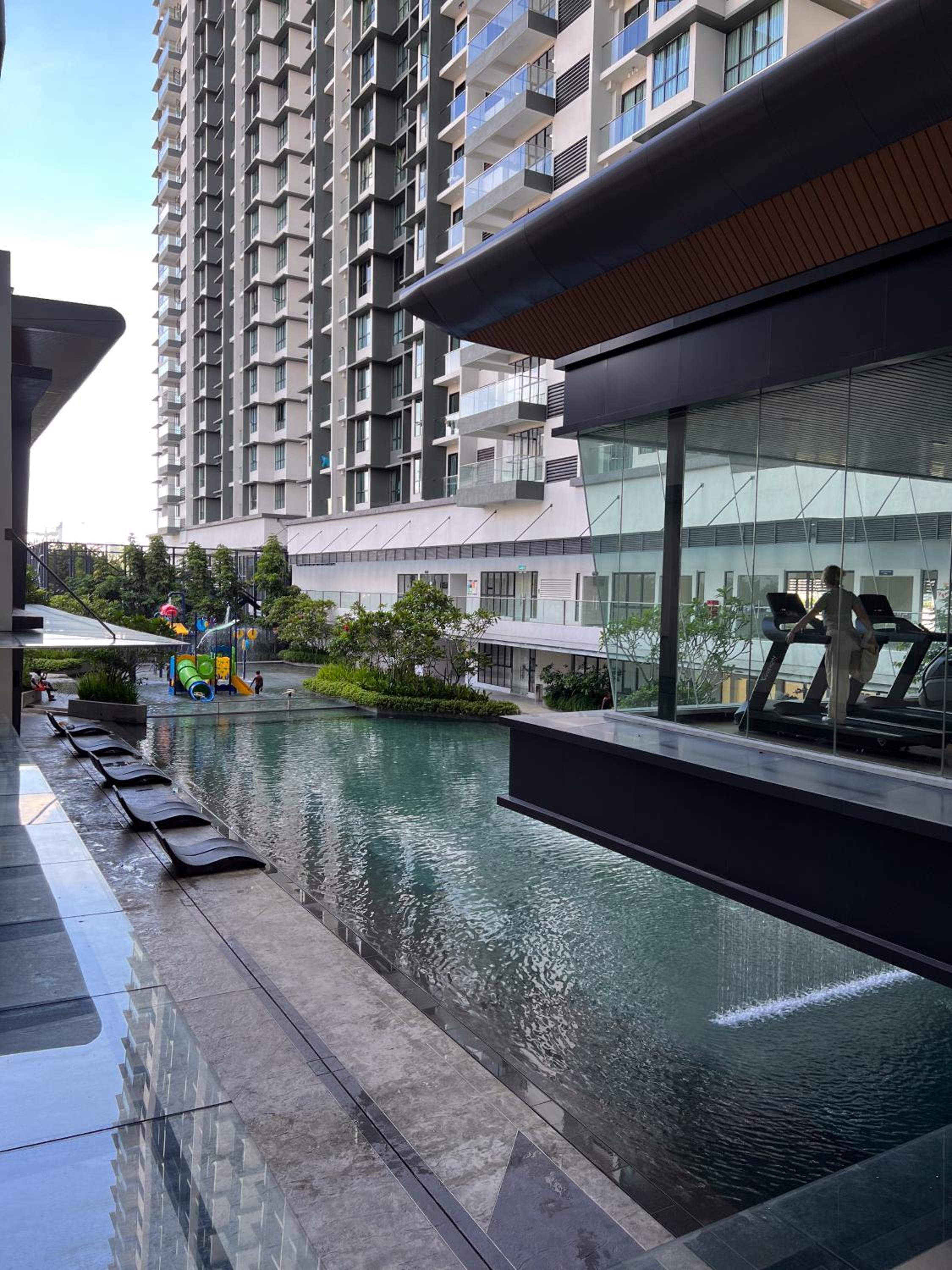 Lavile Homestay near Sunway Velocity and MRT Maluri by Iconique