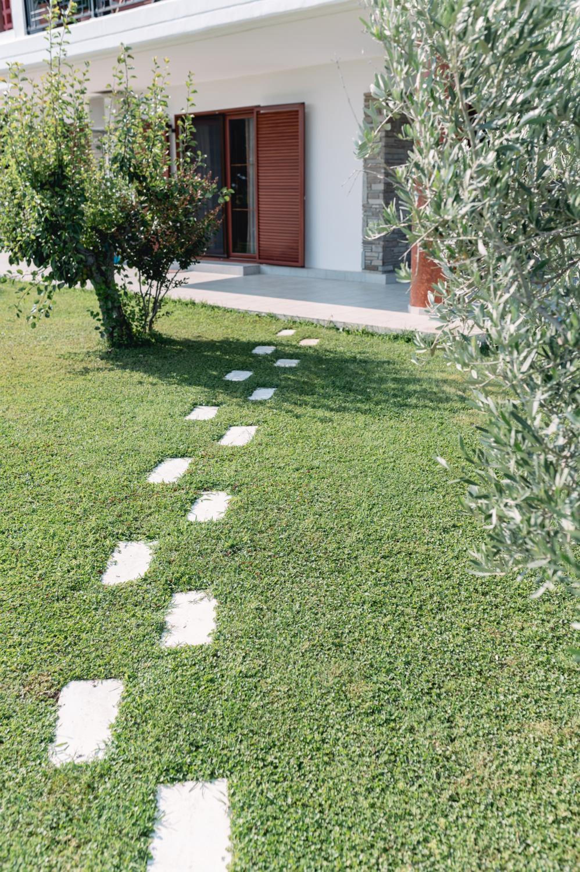 Theoni’s country house with garden and sea view view 3