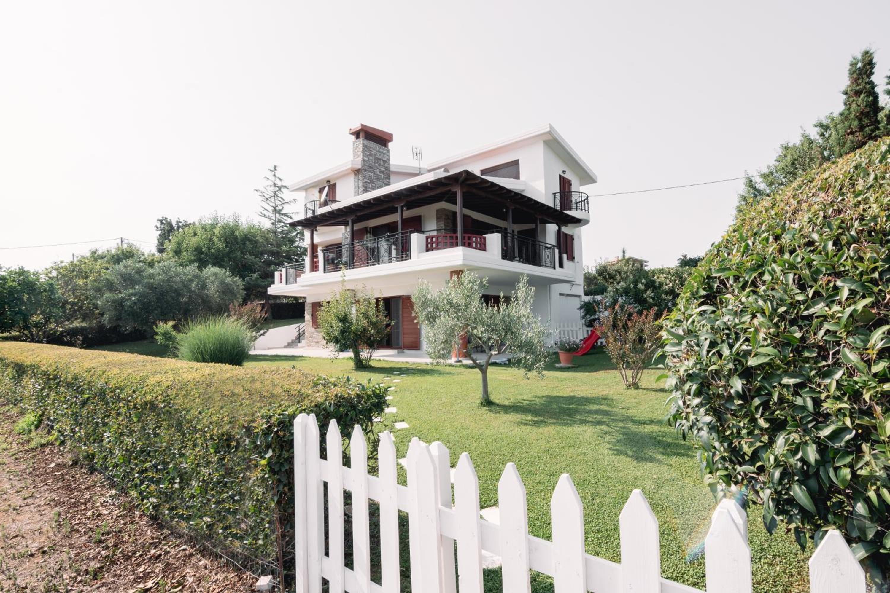 Theoni’s country house with garden and sea view view 2