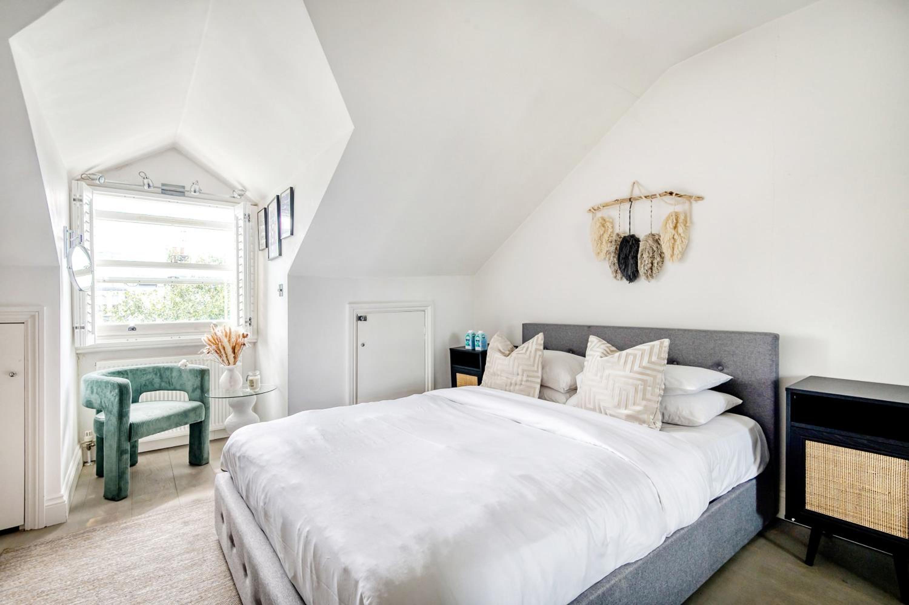 The Luxury 'Treehouse' - One bed Little Venice